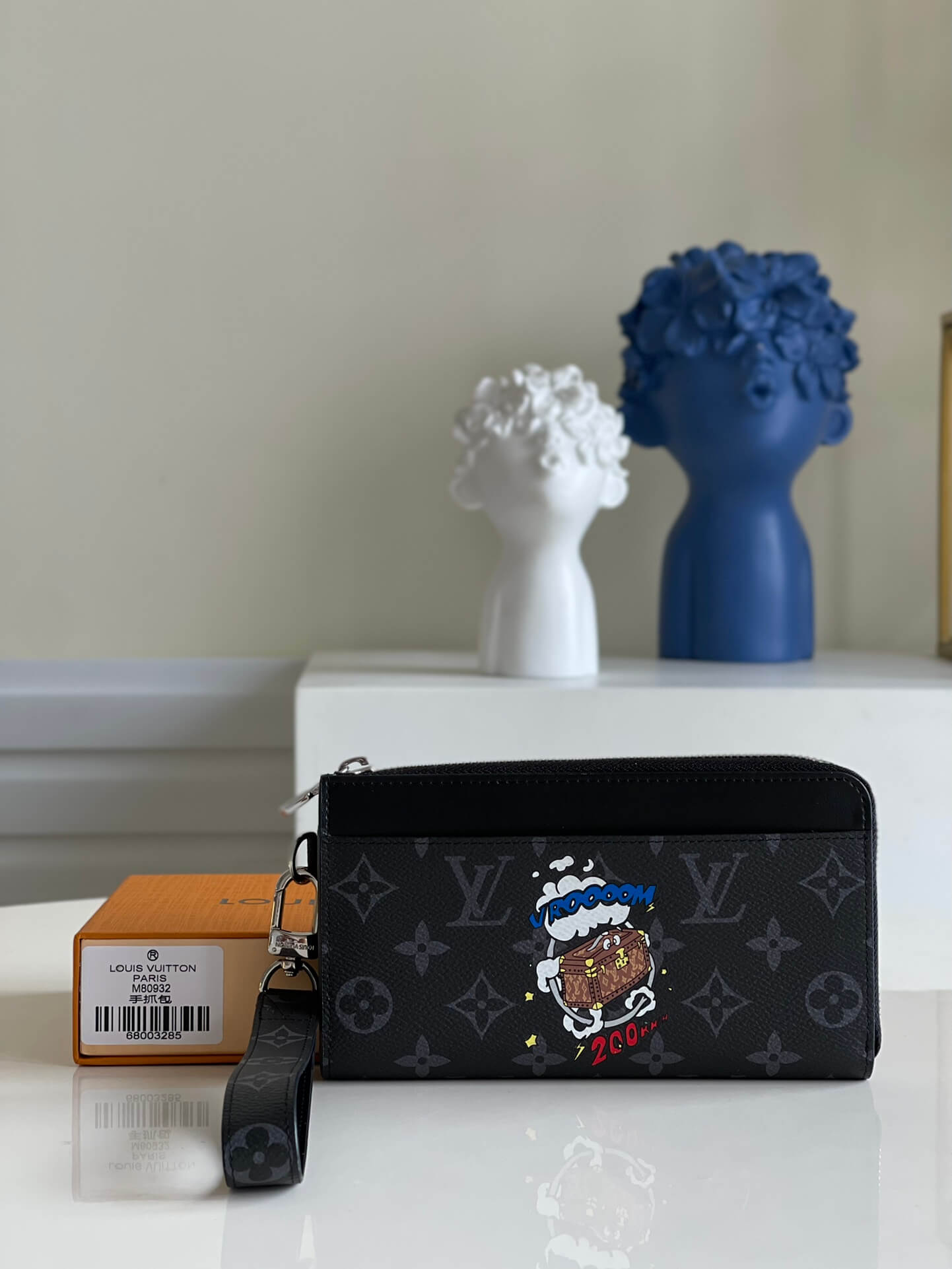 Louis Vuitton LV Monogram Eclipse Zippy Dragonne M80994 Black