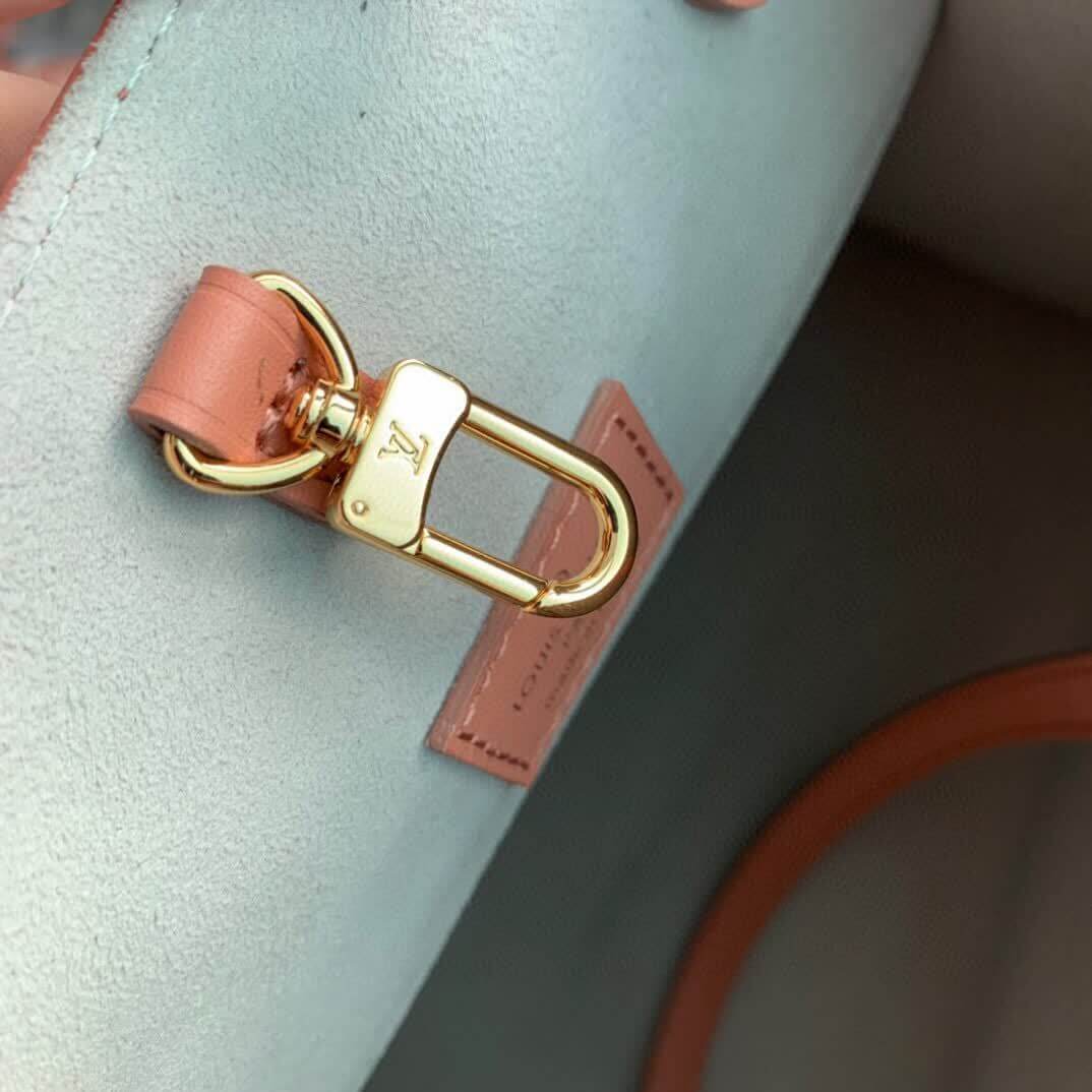 Louis Vuitton LV Monogram Empreinte OnTheGo MM Shoulder Handbag M21575 Cream / Rose Trianon M46286 Trianon Pink / Cream - Image 12