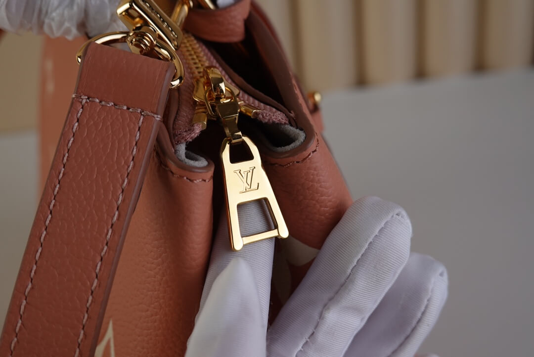 Louis Vuitton LV Monogram Empreinte Petit - Grand Palais Shoulder Handbag M46353 - M45811 Trianon Pink / Cream - Image 15