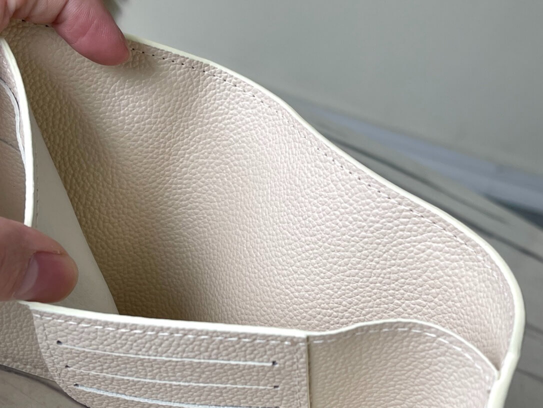 Louis Vuitton LV Monogram Empreinte Portefeuille Victorine Wallet M82062 Cream / Rose Trianon M81644 Trianon Pink / Cream - Image 3