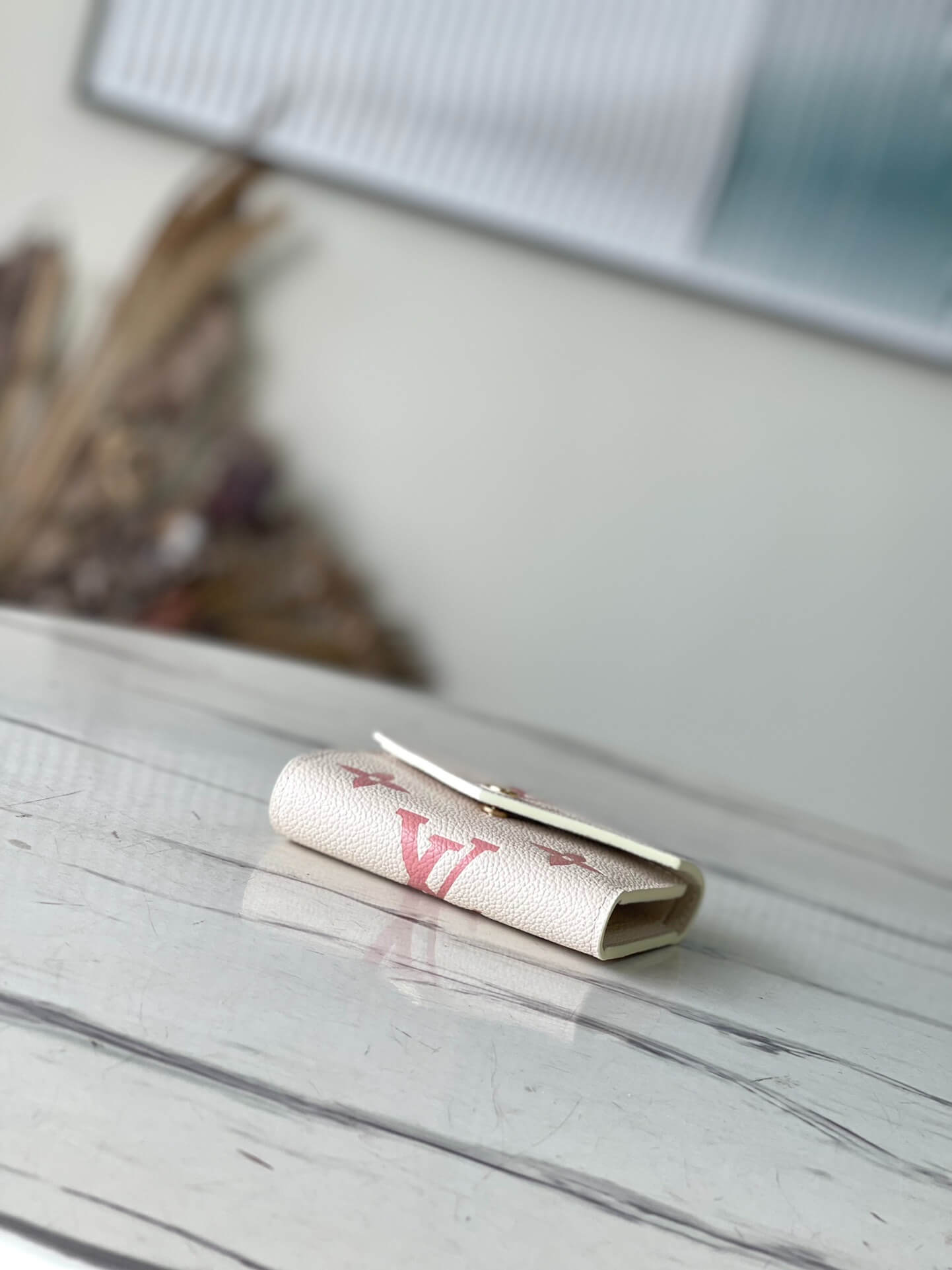 Louis Vuitton LV Monogram Empreinte Portefeuille Victorine Wallet M82062 Cream / Rose Trianon M81644 Trianon Pink / Cream - Image 9