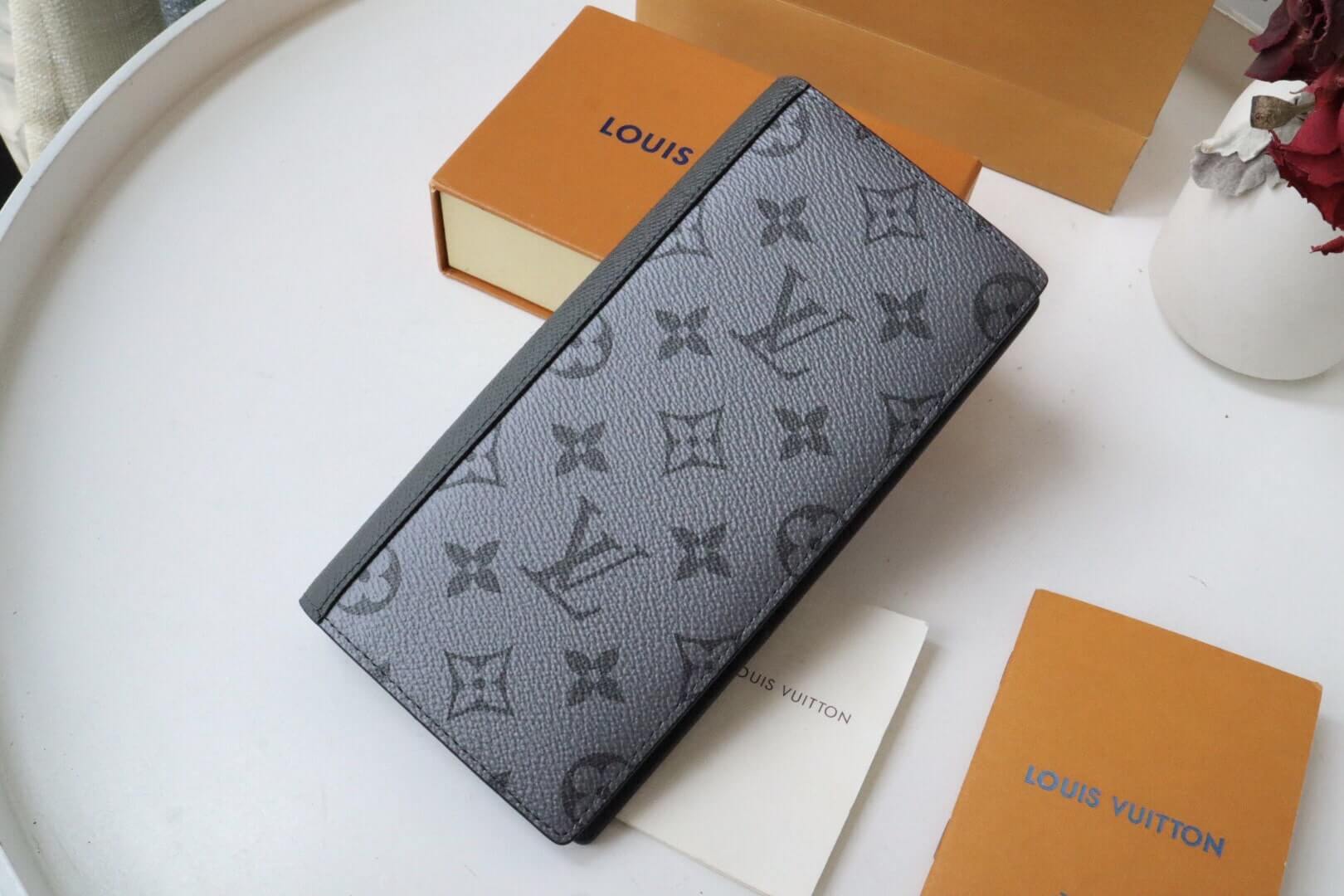 Louis Vuitton LV Monogram canvas Taiga Brazza Wallet M30842 Gunmetal Gray