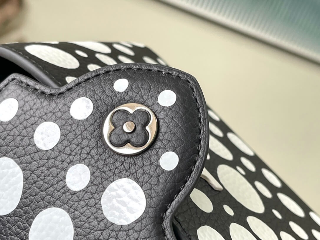 Louis Vuitton LV x YK Mini Capucines Handbag M21692 Red white Black White - Image 14