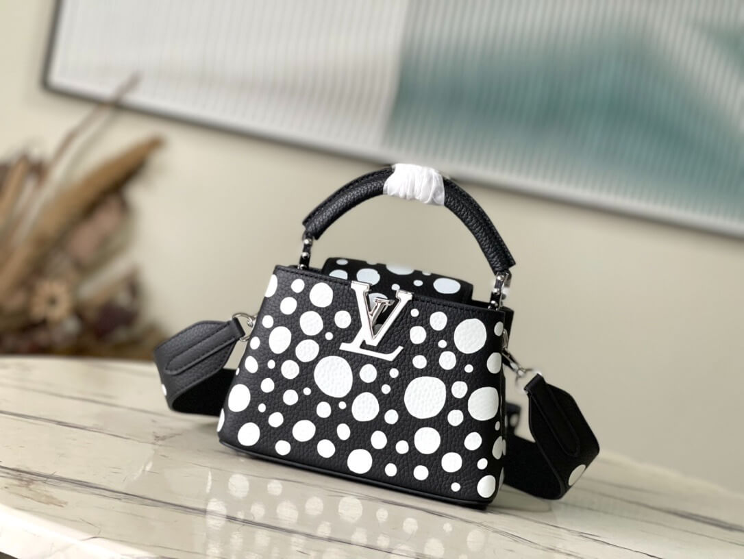 Louis Vuitton LV x YK Mini Capucines Handbag M21692 Red white Black White - Image 10