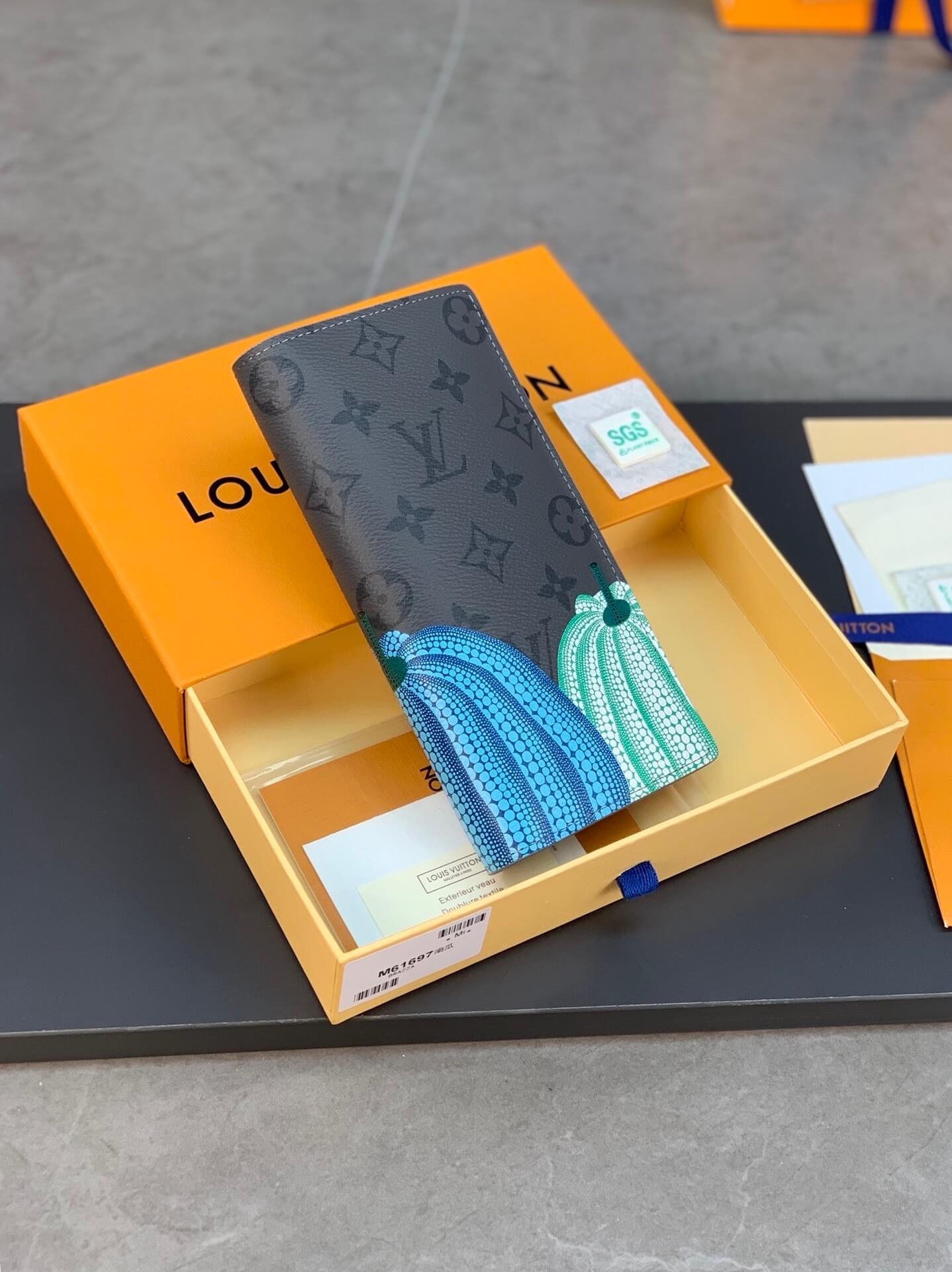 Louis Vuitton Monogram Eclipse Reverse coated canvas LV x YK Brazza Wallet Black Flower