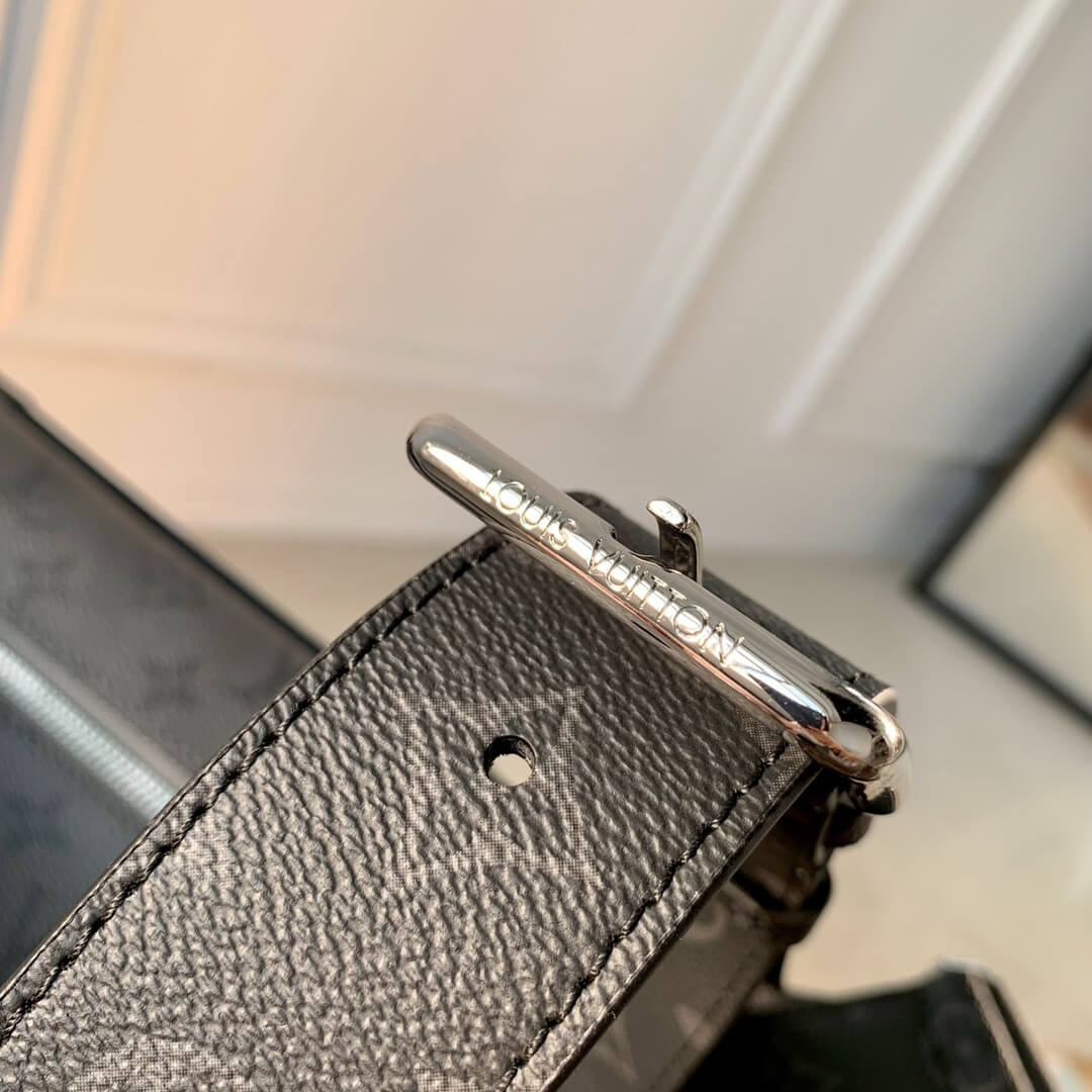 Louis Vuitton Monogram Eclipse Reverse coated canvas LV x YK Maxi Bumbag Presbyopia Pumpkin Handbag M46436 Black Flower - Image 6