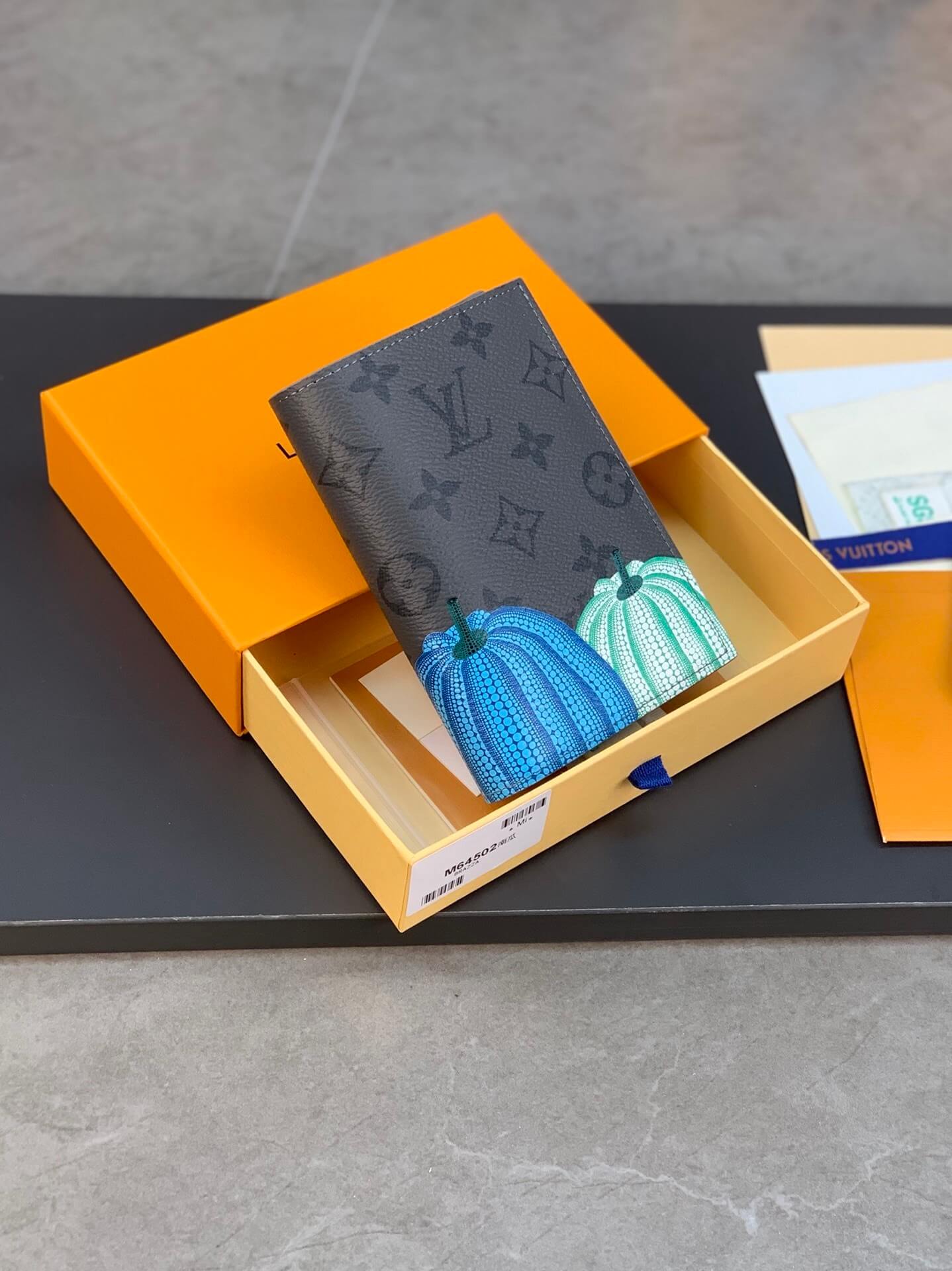 Louis Vuitton Monogram Eclipse Reverse coated canvas LV x YK Pocket Organizer Card Holder Black Flower