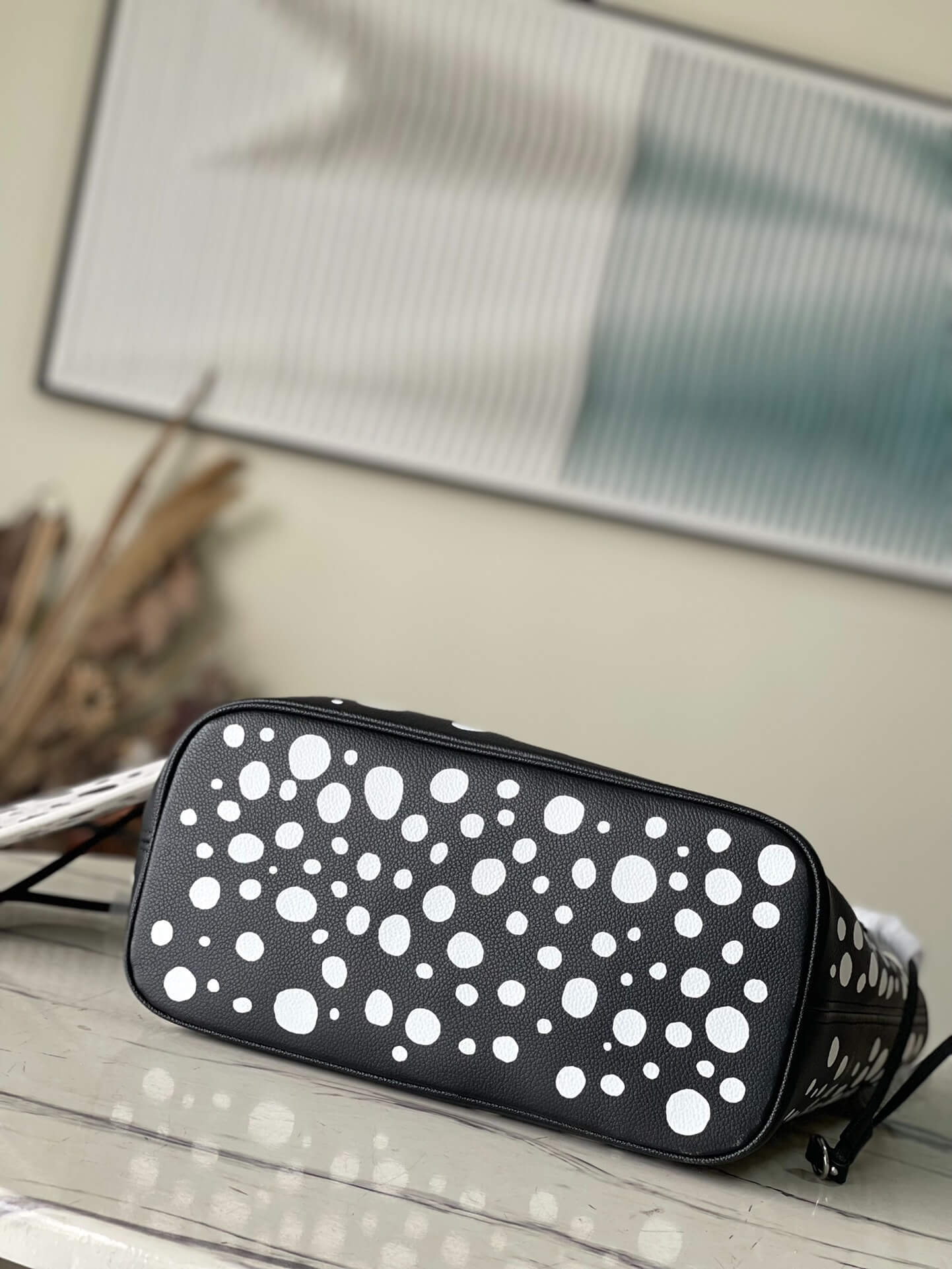 Louis Vuitton Monogram Empreinte LV x YK Neverfull MM Tote Handbag M46390 Black M46422 Red - Image 9