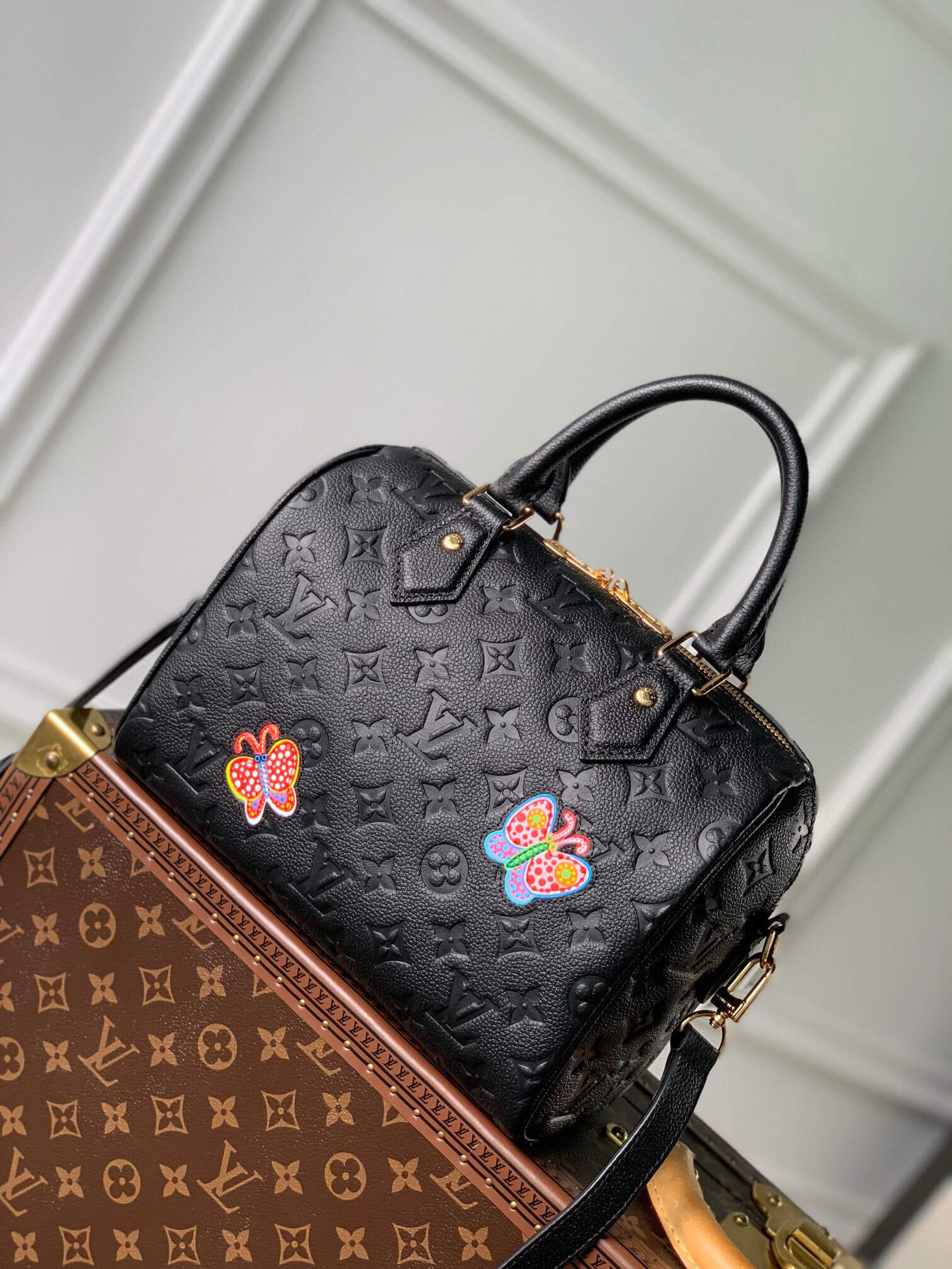 Louis Vuitton Monogram Empreinte LV x YK Speedy Bandoulière 25 Shoulder HandBag M46415 Black Flower - White Cream Flower - Image 2