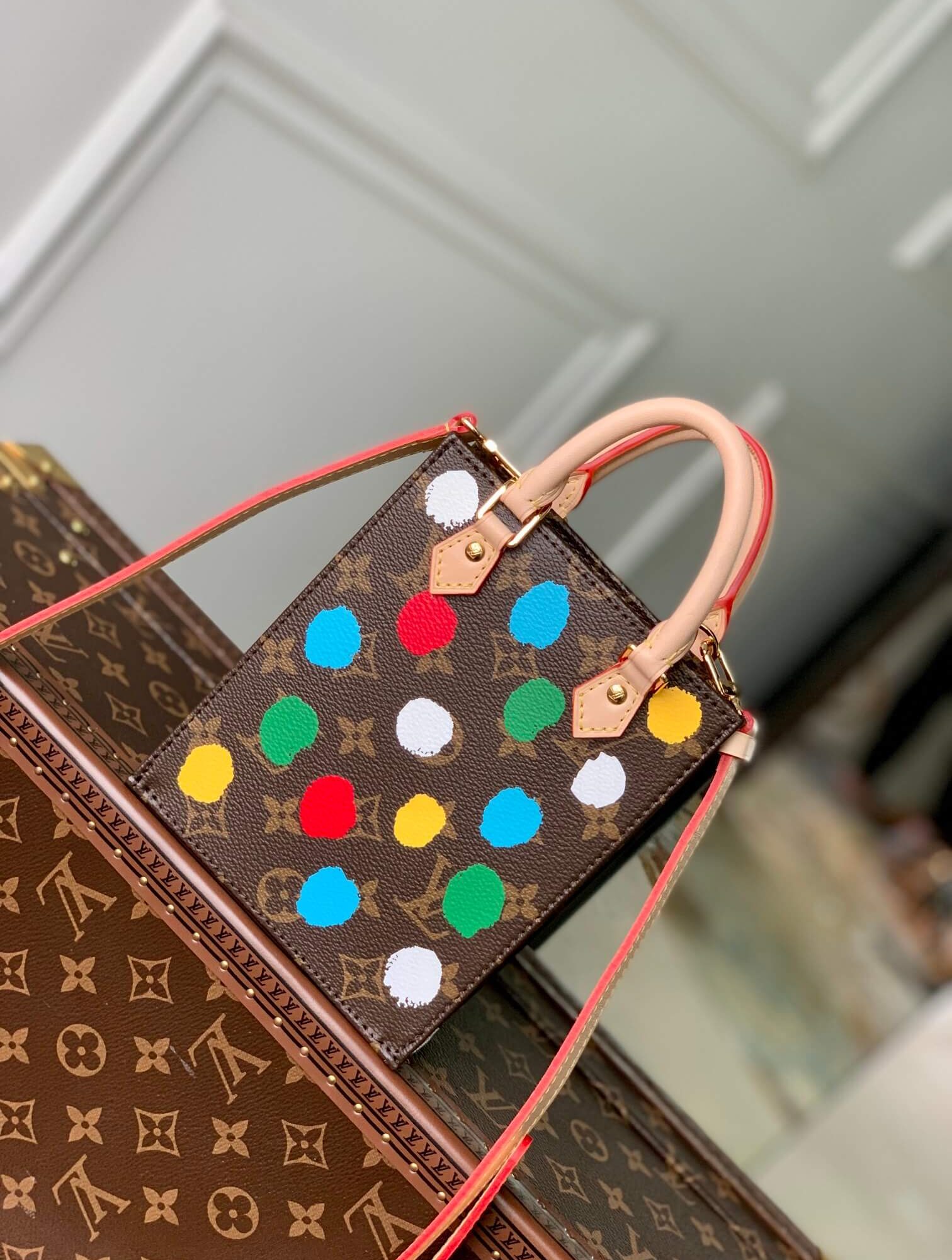 Louis Vuitton Monogram canvas LV x YK Dots print Petit Sac Plat Tote Bag M81867 Multicolor Red