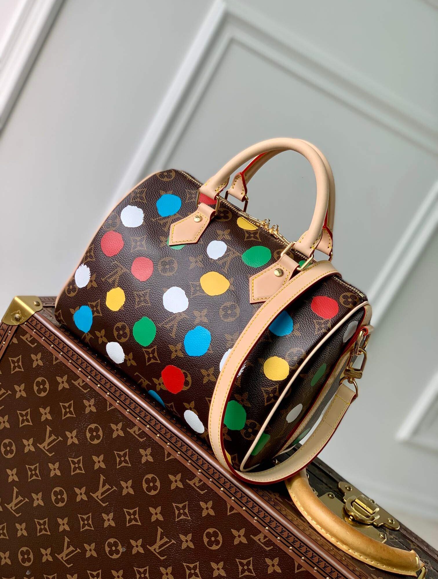 Louis Vuitton Monogram canvas  LV x YK Dots print Speedy Bandoulière 25 Handbag M46433 Multicolor Red