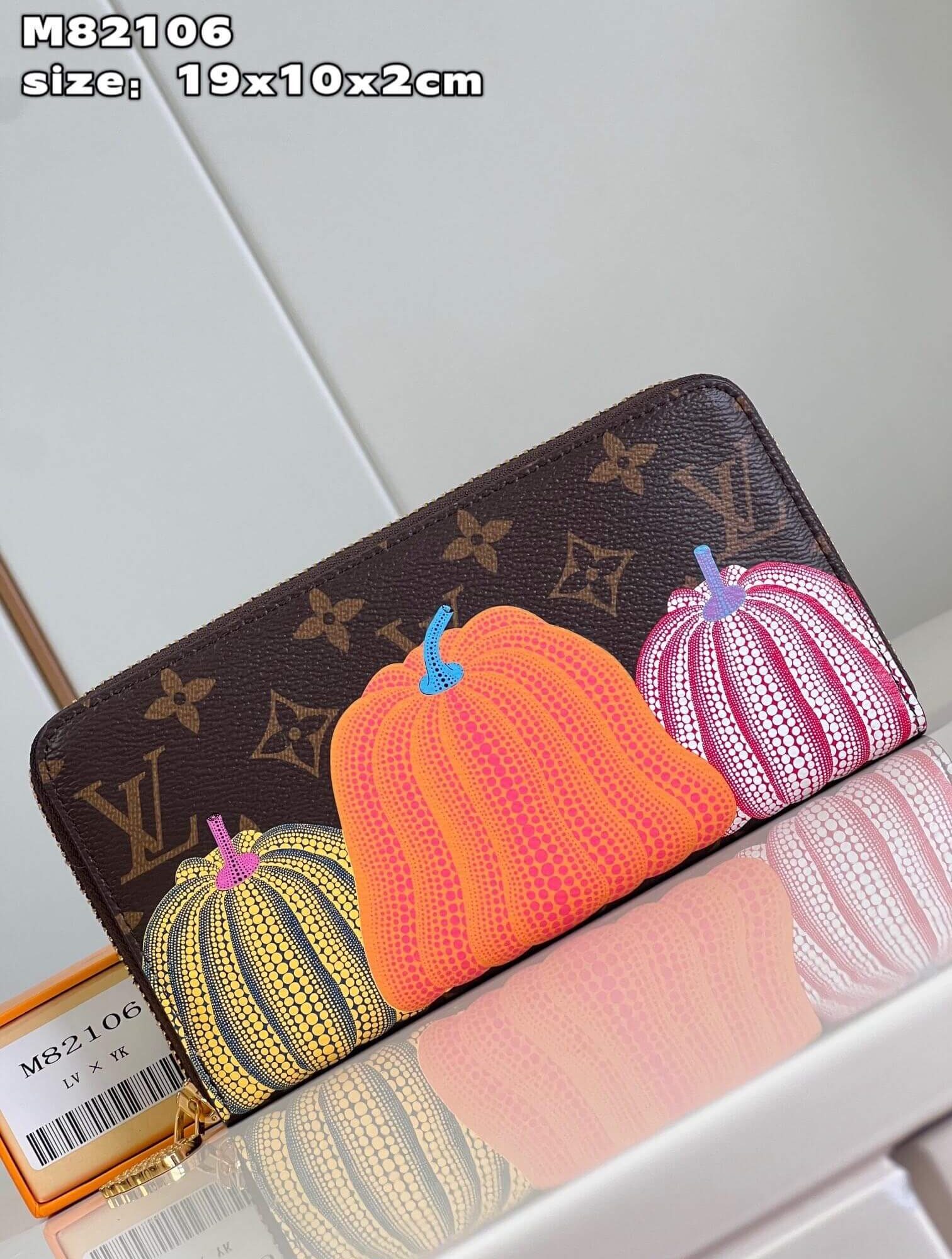 Louis Vuitton Monogram canvas Pumpkin LV x YK Zippy Wallet M82106 Pink