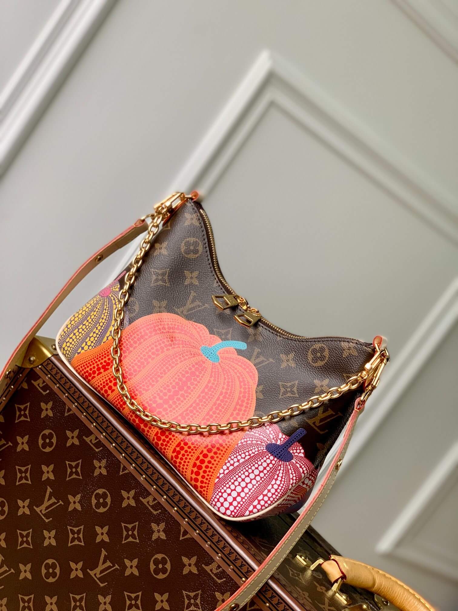 Louis Vuitton Monogram coated canvas LV x YK Boulogne Presbyopia Pumpkin Handbag M46470 Brown / Purple - Image 8