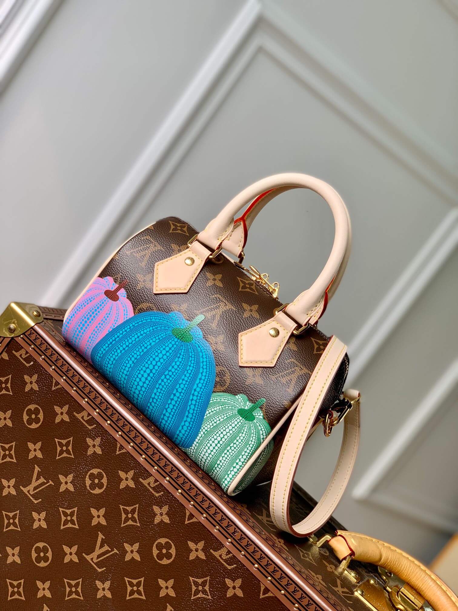 Louis Vuitton Monogram coated canvas LV x YK Speedy Bandoulière 20 Presbyopia Pumpkin Handbag M46469 Brown / Purple - Image 2