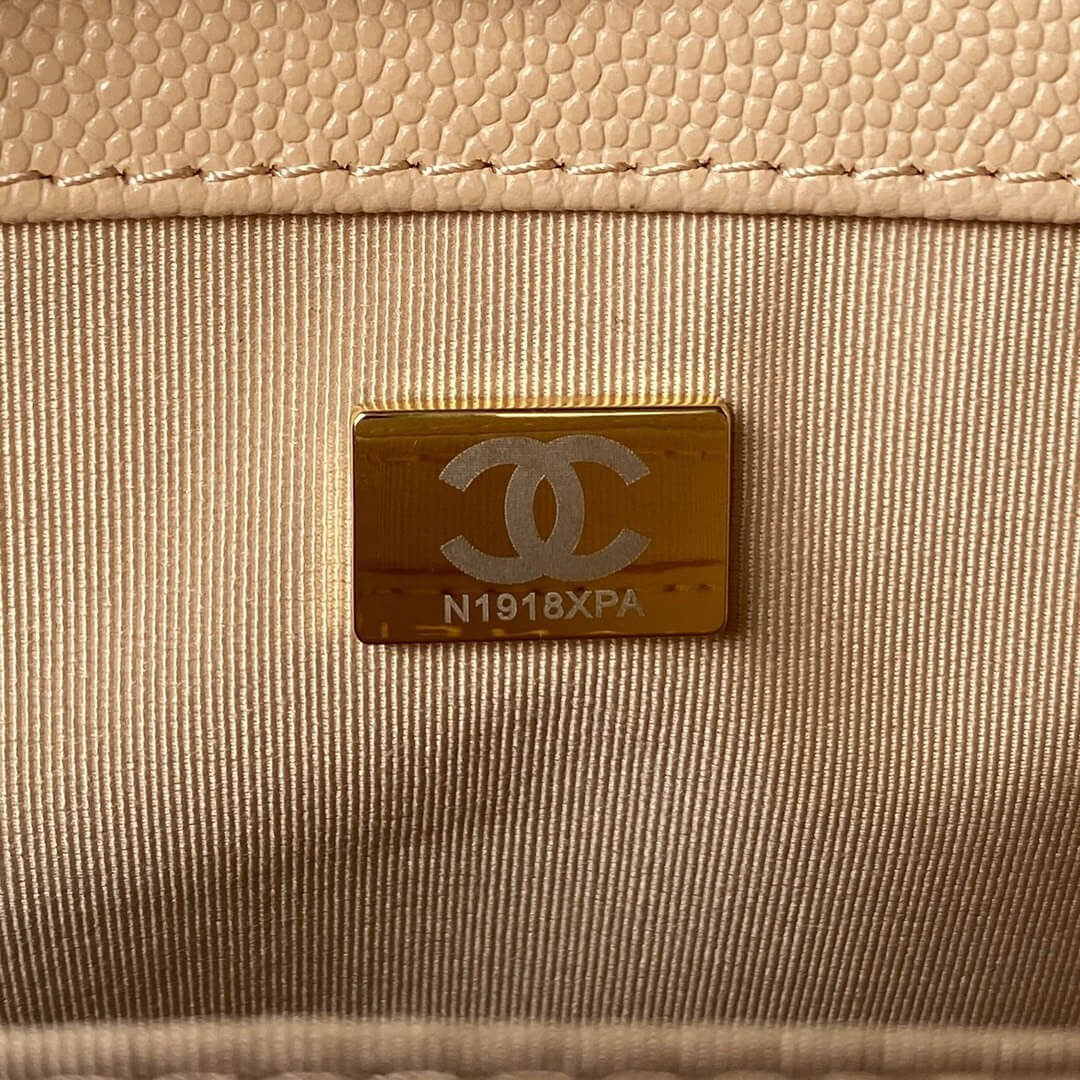 Boy Chanel Flap Medium Quilted Caviar Leather Shoulder Crossbody HandBag - Image 5