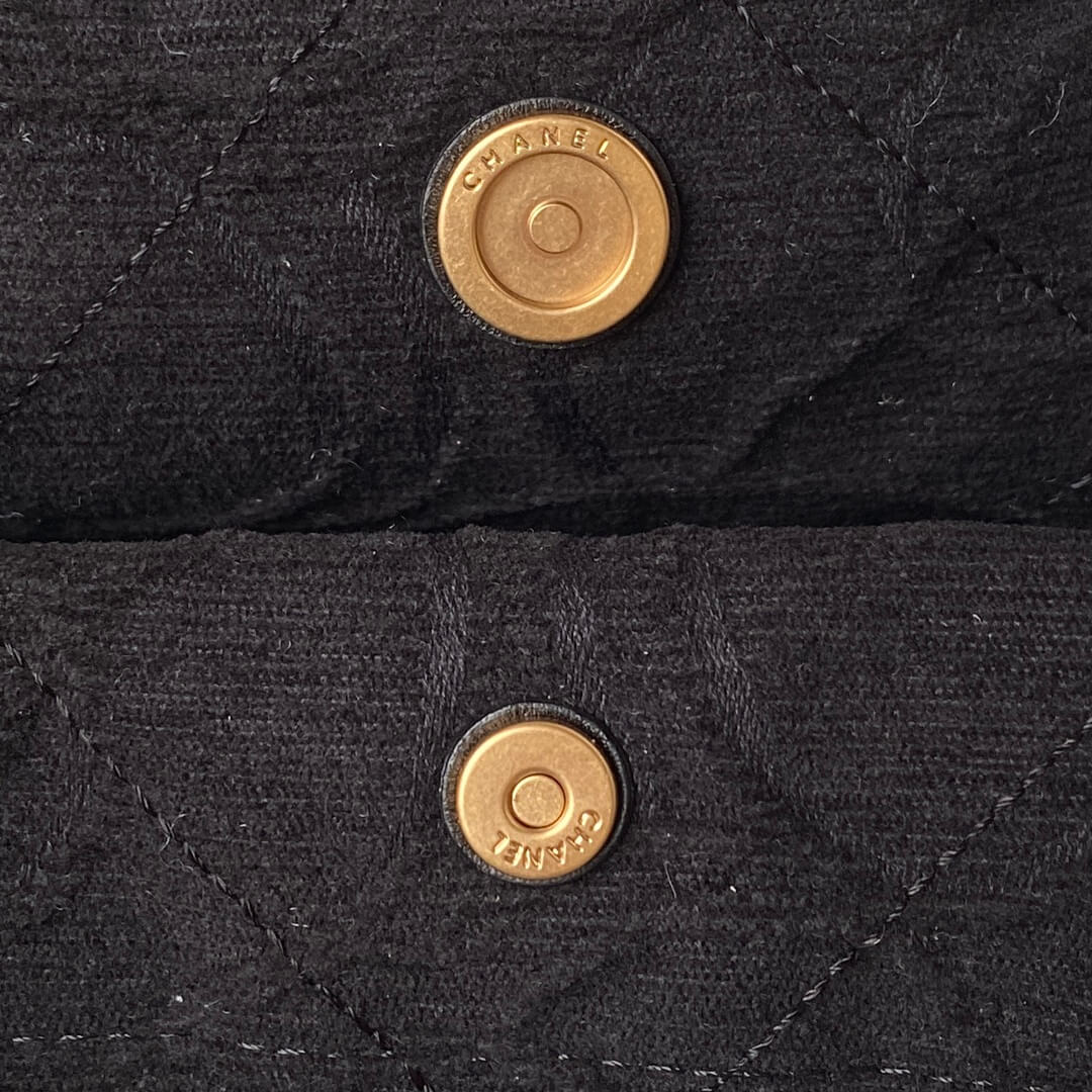 Chanel 22 Small - Medium Jacquard fabric Shopping Shoulder Handbag - Image 69