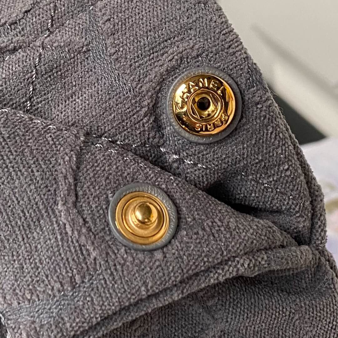 Chanel 22 Small - Medium Jacquard fabric Shopping Shoulder Handbag - Image 18