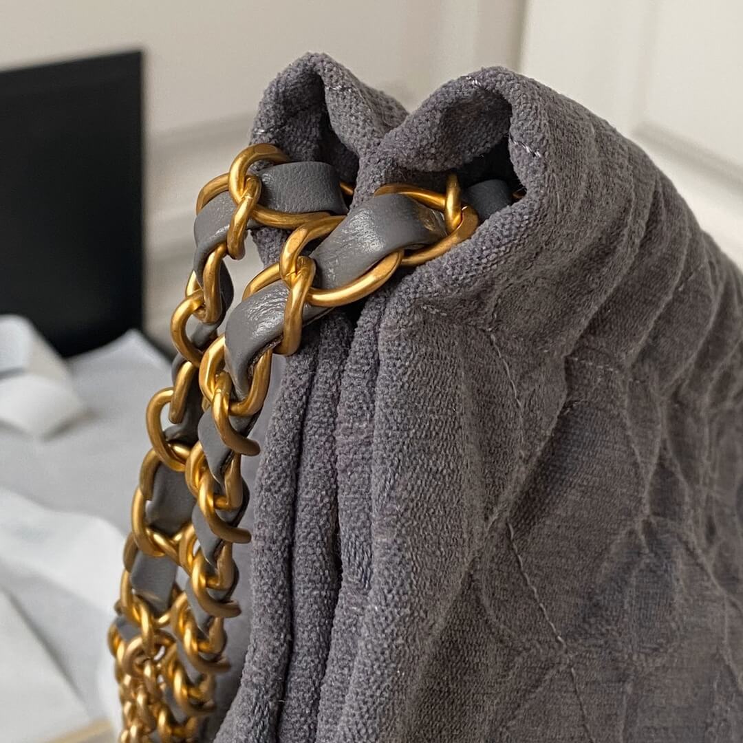 Chanel 22 Small - Medium Jacquard fabric Shopping Shoulder Handbag - Image 17