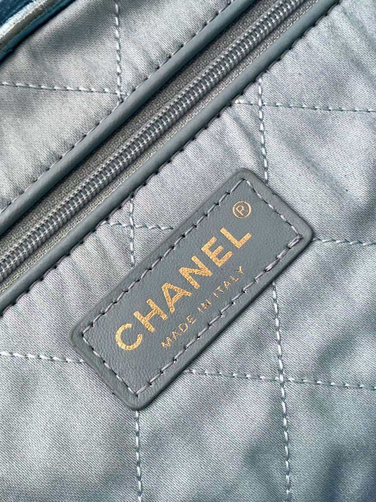 Chanel 22 Mini - Small - Medium Metallic Calfskin Leather Shoulder Handbag - Image 103