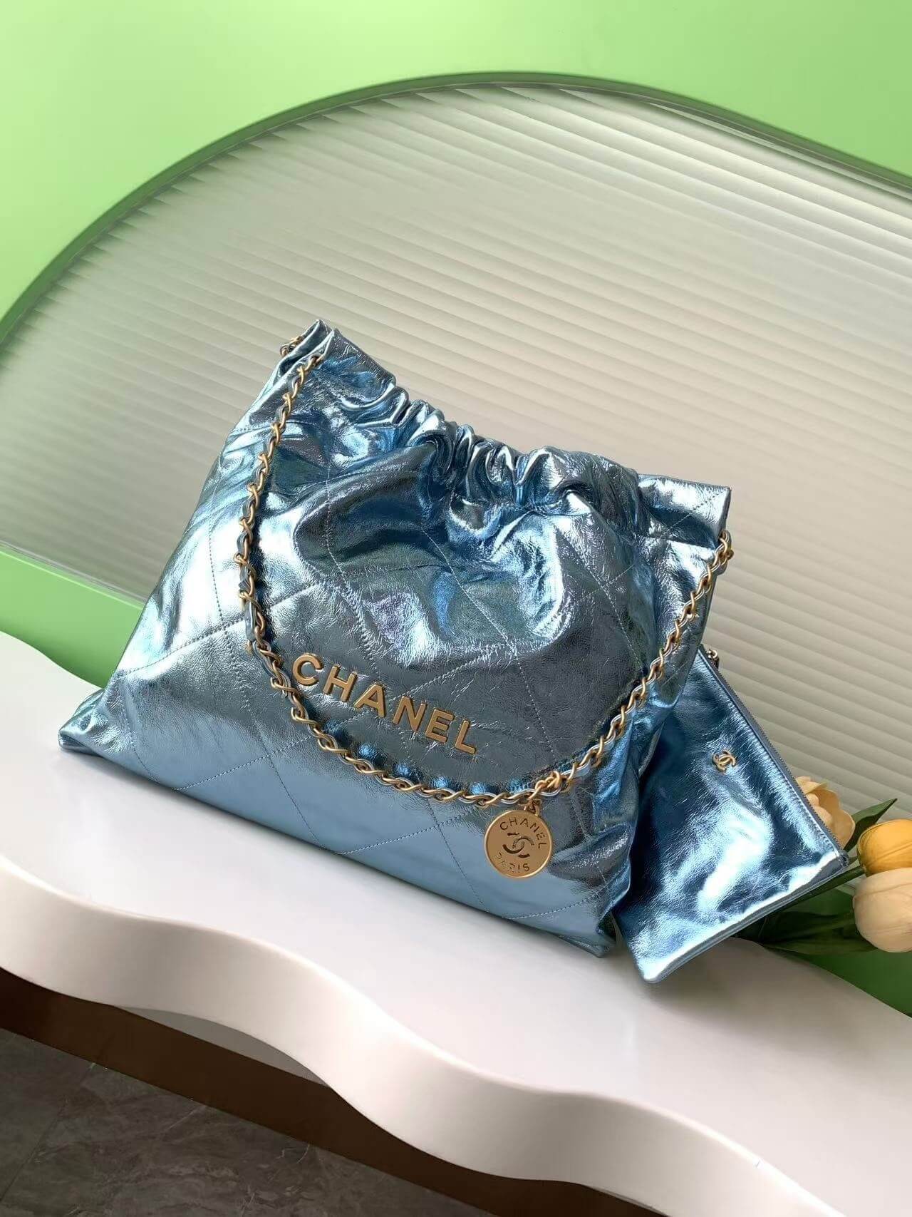 Chanel 22 Mini - Small - Medium Metallic Calfskin Leather Shoulder Handbag - Image 100