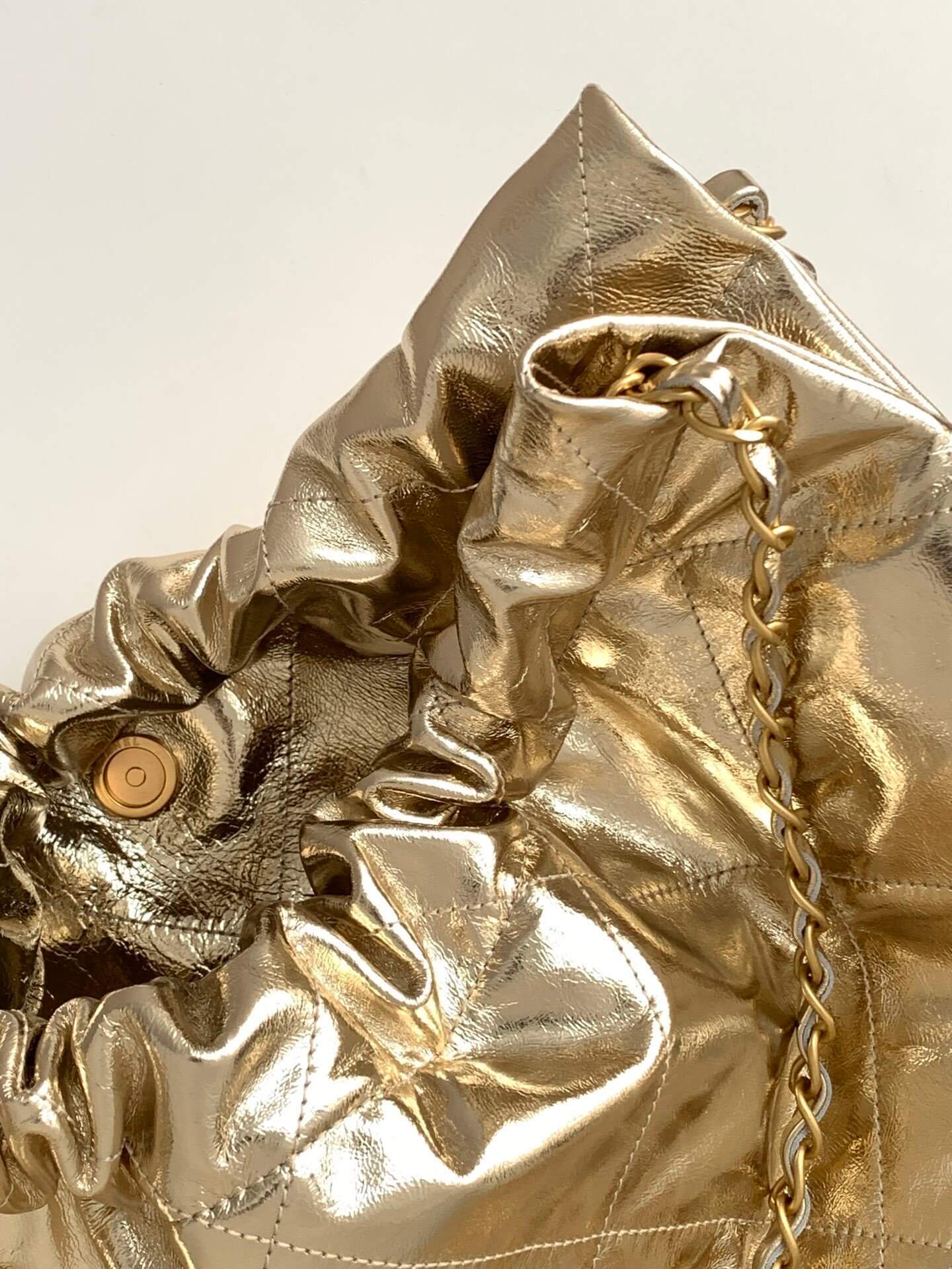 Chanel 22 Mini - Small - Medium Metallic Calfskin Leather Shoulder Handbag - Image 51