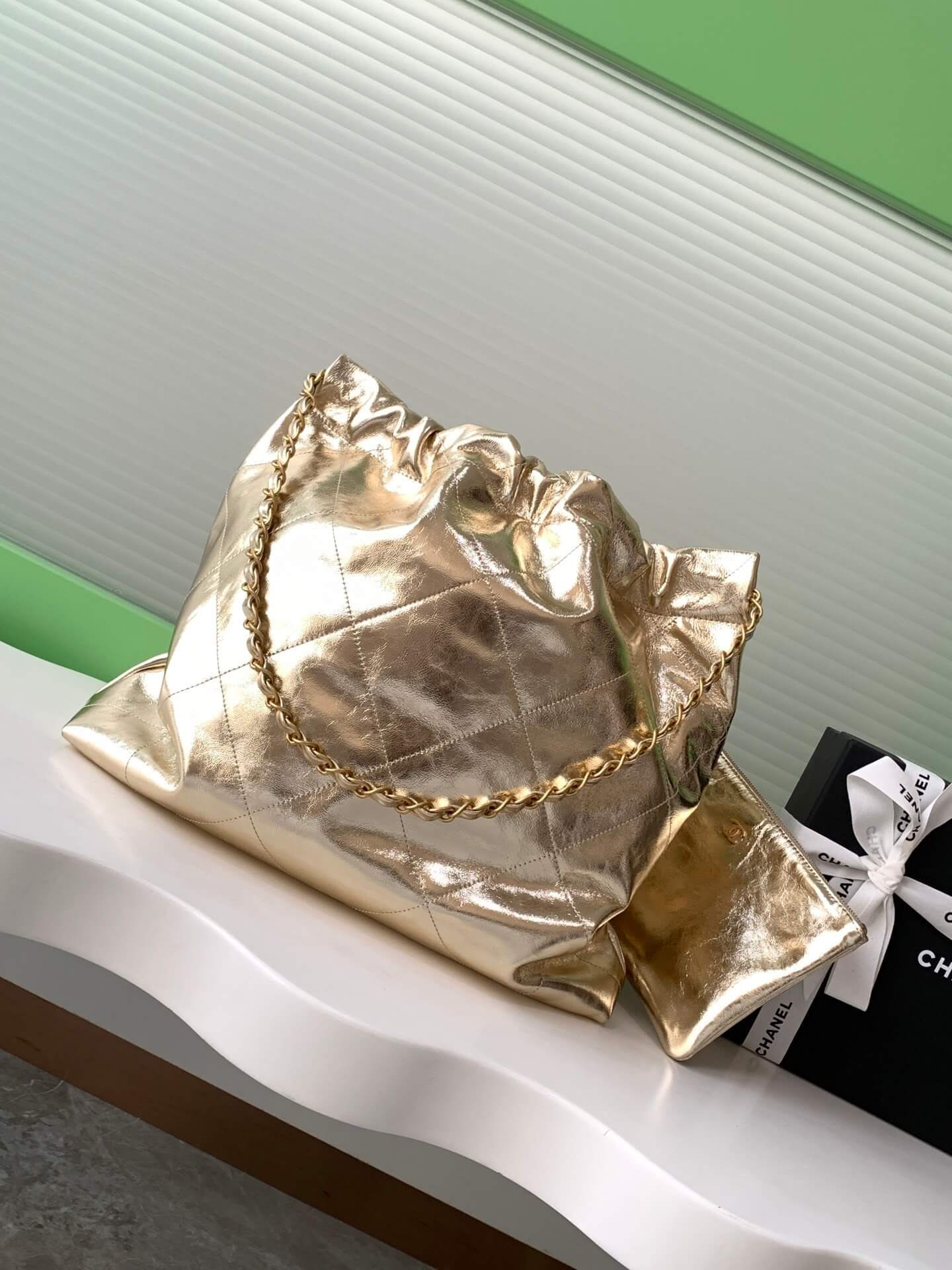 Chanel 22 Mini - Small - Medium Metallic Calfskin Leather Shoulder Handbag - Image 47