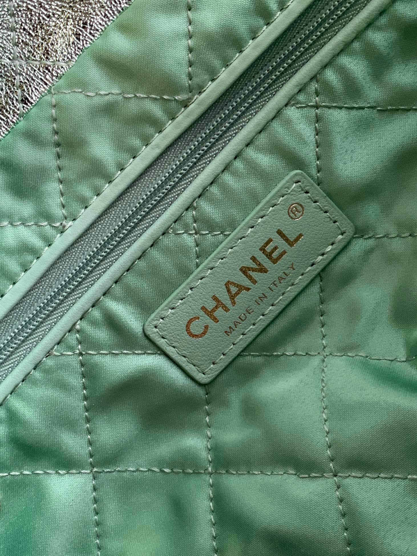 Chanel 22 Mini - Small - Medium Metallic Calfskin Leather Shoulder Handbag - Image 76