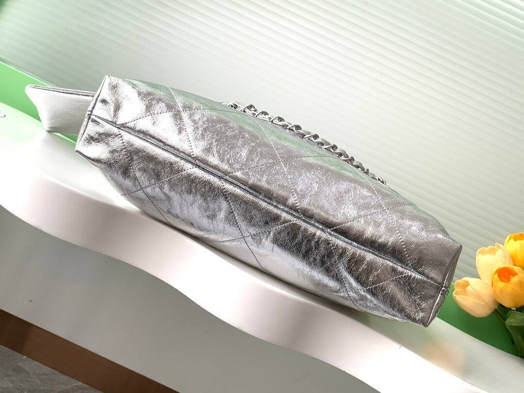 Chanel 22 Mini - Small - Medium Metallic Calfskin Leather Shoulder Handbag - Image 27