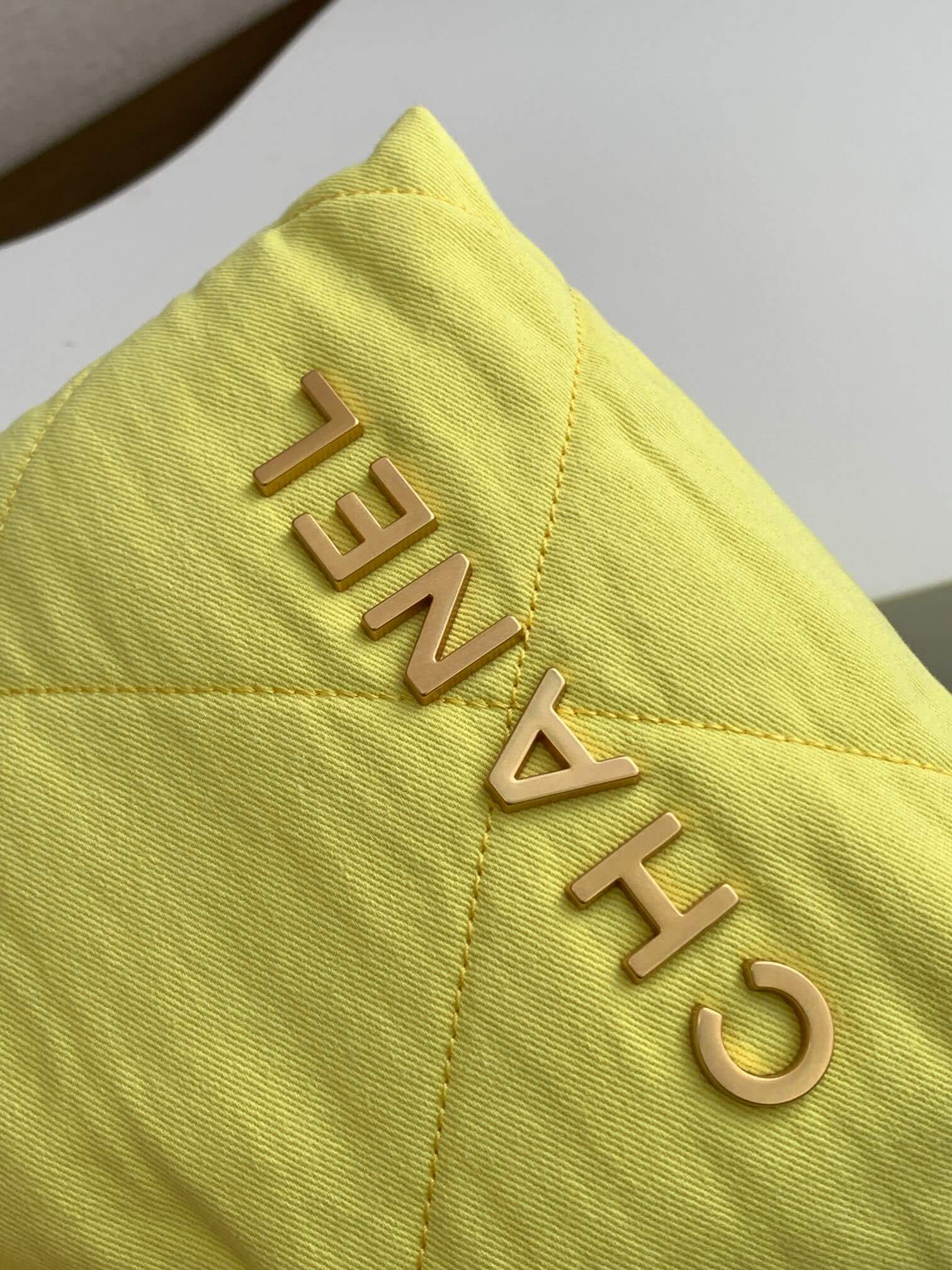 Chanel 22 Mini Denim Shoulder Handbag - Image 26