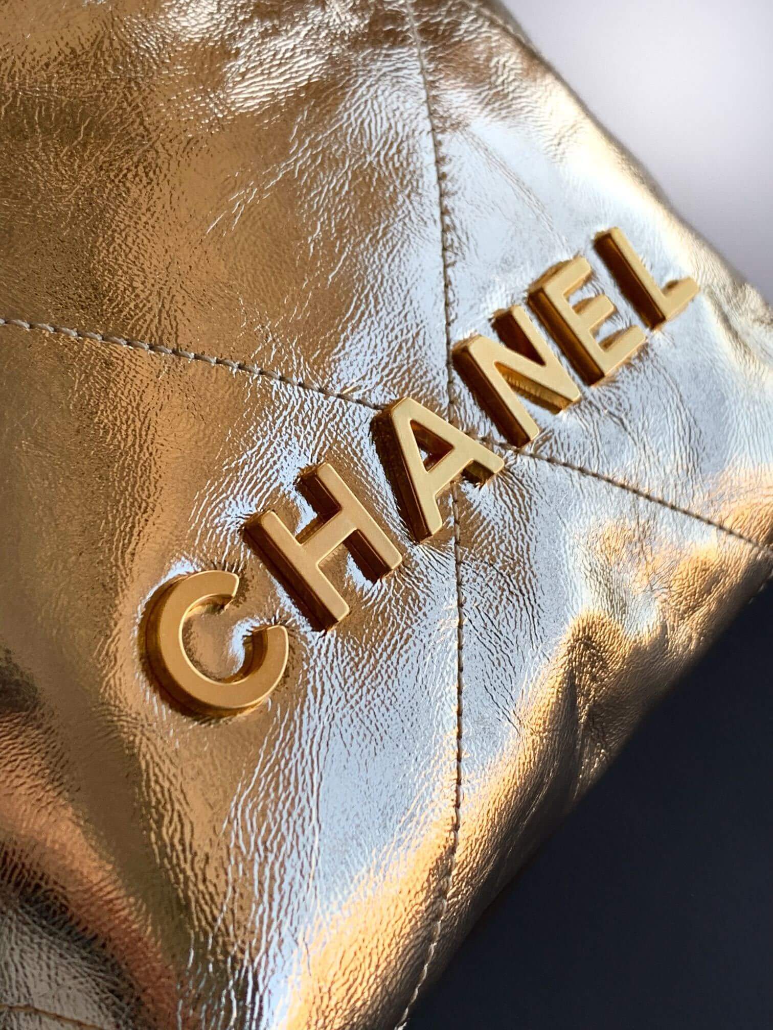 Chanel 22 Mini - Small - Medium Metallic Calfskin Leather Shoulder Handbag - Image 31