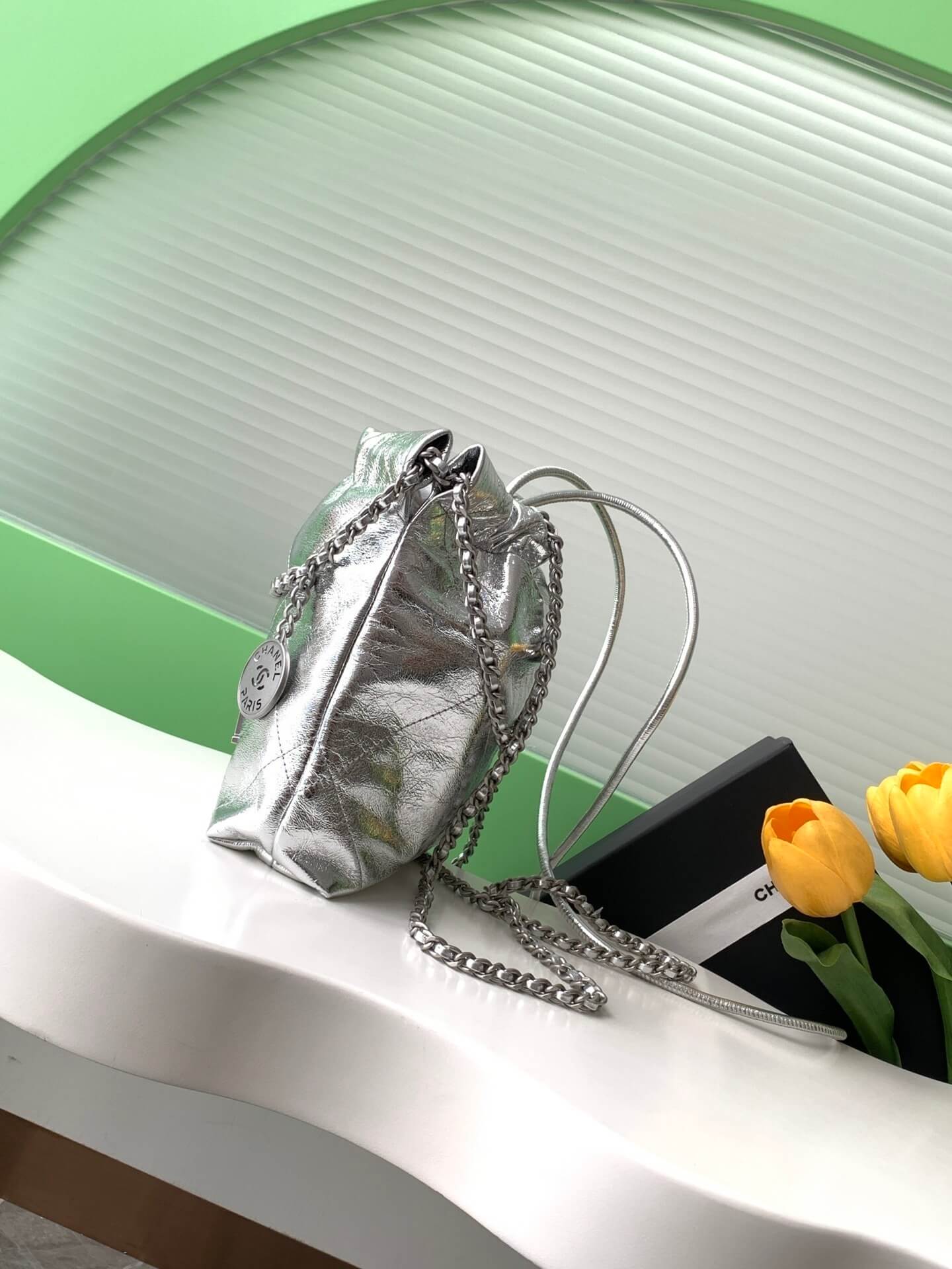 Chanel 22 Mini - Small - Medium Metallic Calfskin Leather Shoulder Handbag - Image 6