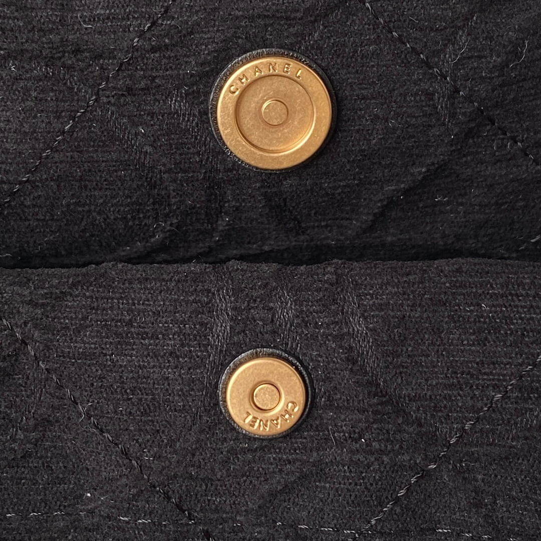 Chanel 22 Small - Medium Jacquard fabric Shopping Shoulder Handbag - Image 60