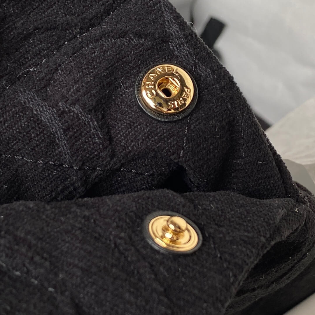 Chanel 22 Small - Medium Jacquard fabric Shopping Shoulder Handbag - Image 61