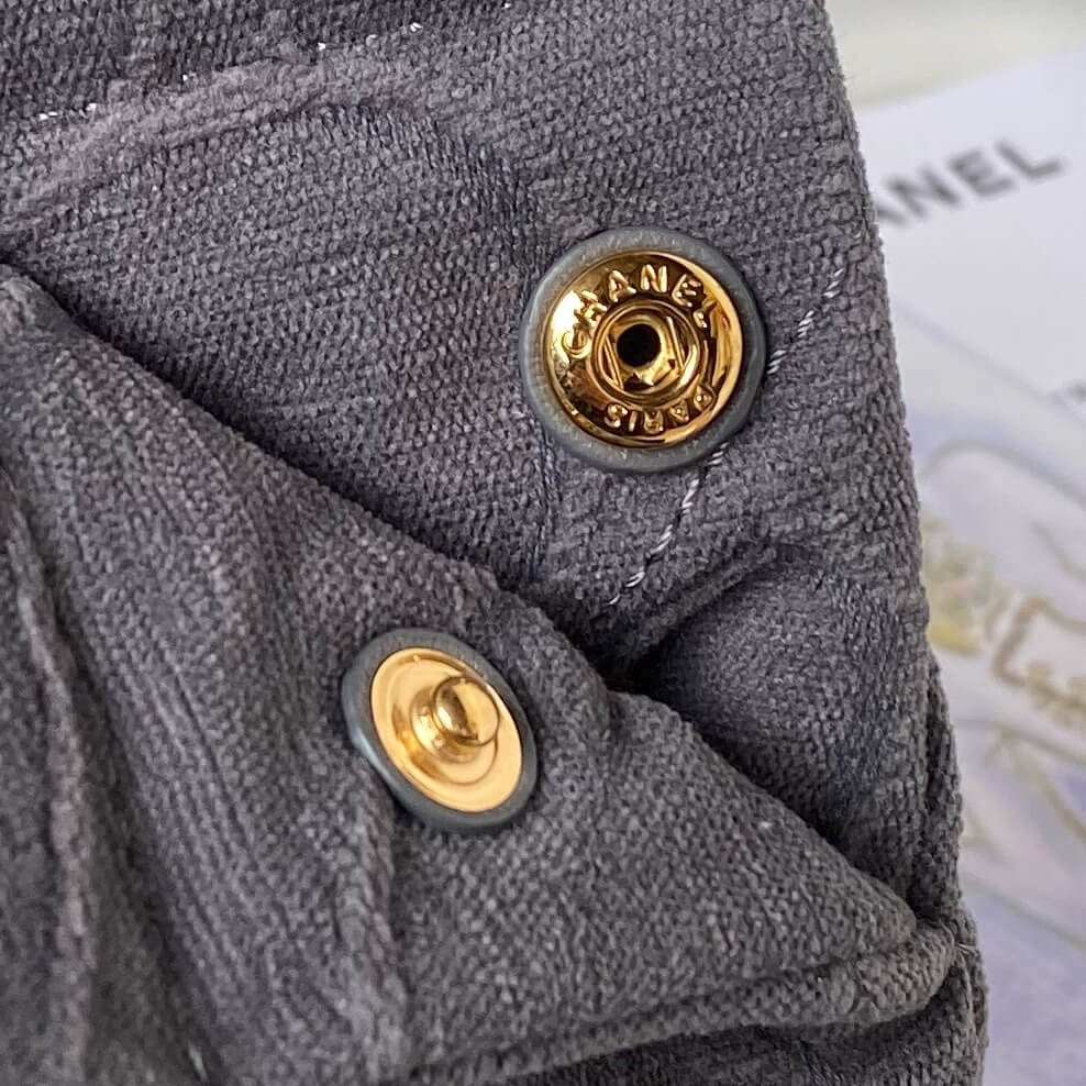 Chanel 22 Small - Medium Jacquard fabric Shopping Shoulder Handbag - Image 6