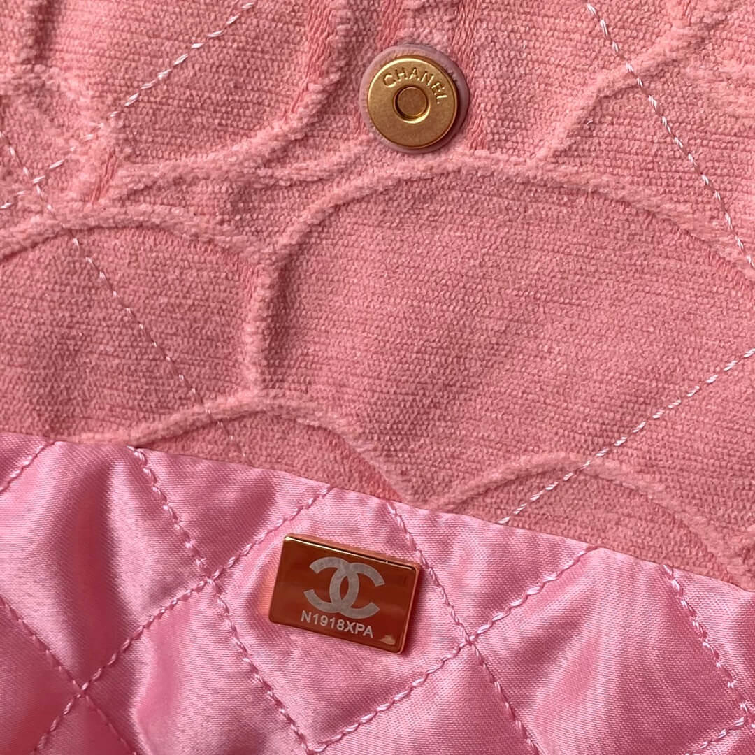 Chanel 22 Small - Medium Jacquard fabric Shopping Shoulder Handbag - Image 39