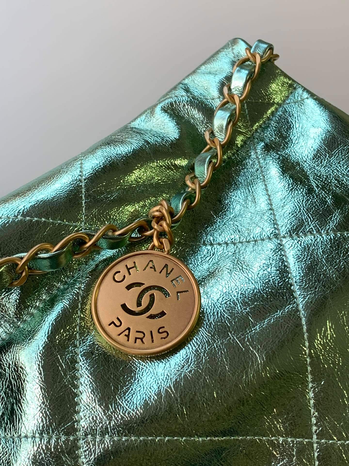 Chanel 22 Mini - Small - Medium Metallic Calfskin Leather Shoulder Handbag - Image 70