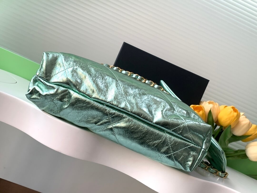 Chanel 22 Mini - Small - Medium Metallic Calfskin Leather Shoulder Handbag - Image 72