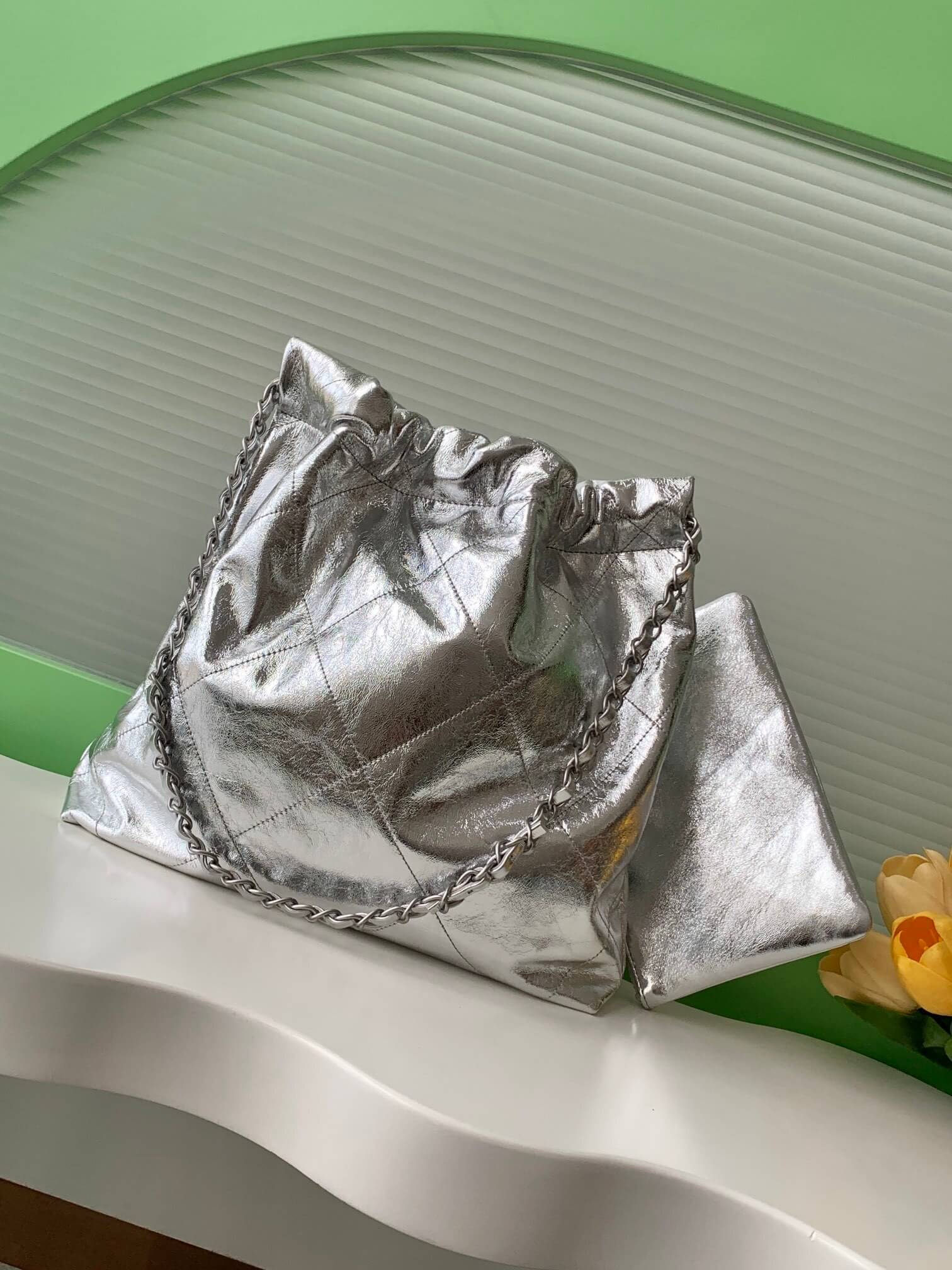 Chanel 22 Mini - Small - Medium Metallic Calfskin Leather Shoulder Handbag - Image 11