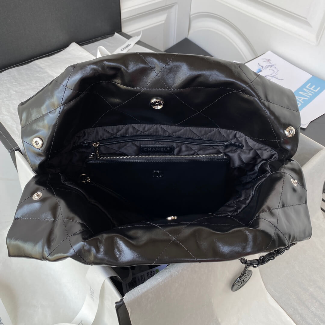 Chanel 22 Small Shiny calfskin leather Shoulder Handbag - Image 20