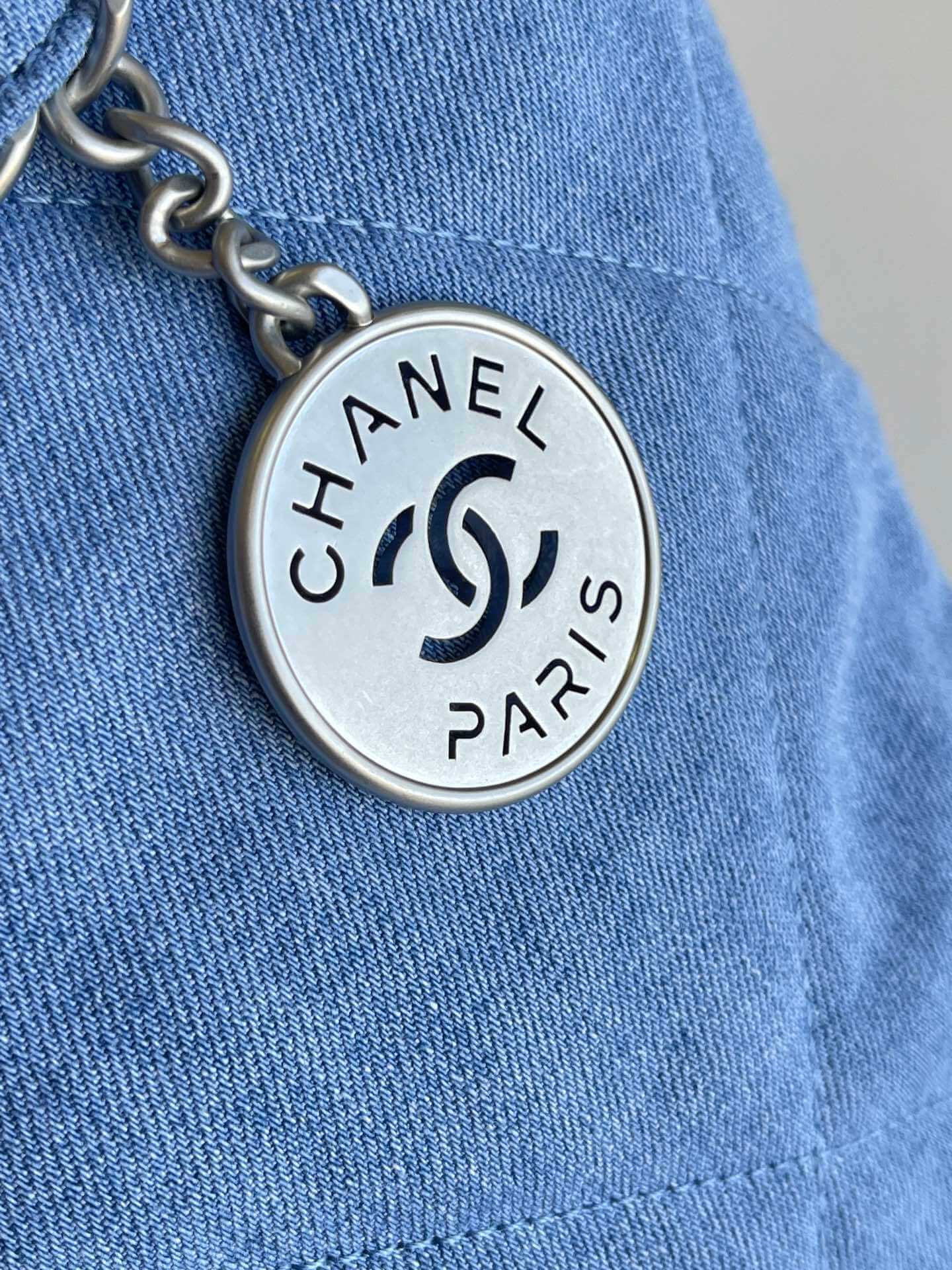 Chanel 22 Washed Denim Shoulder Handbag Blue - Image 14