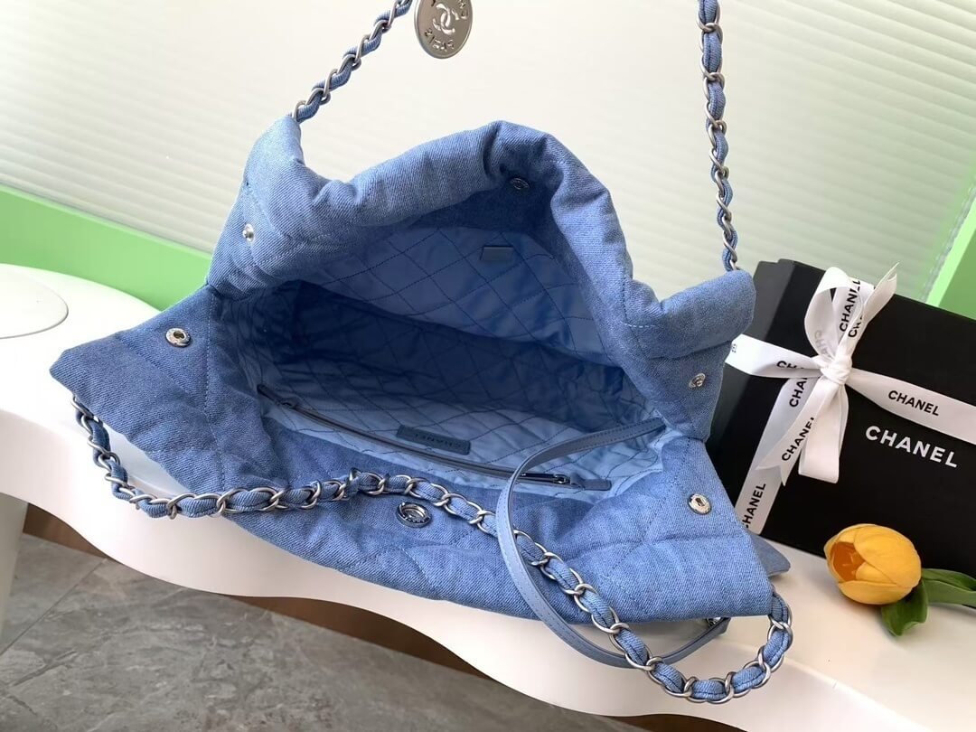 Chanel 22 Washed Denim Shoulder Handbag Blue - Image 12