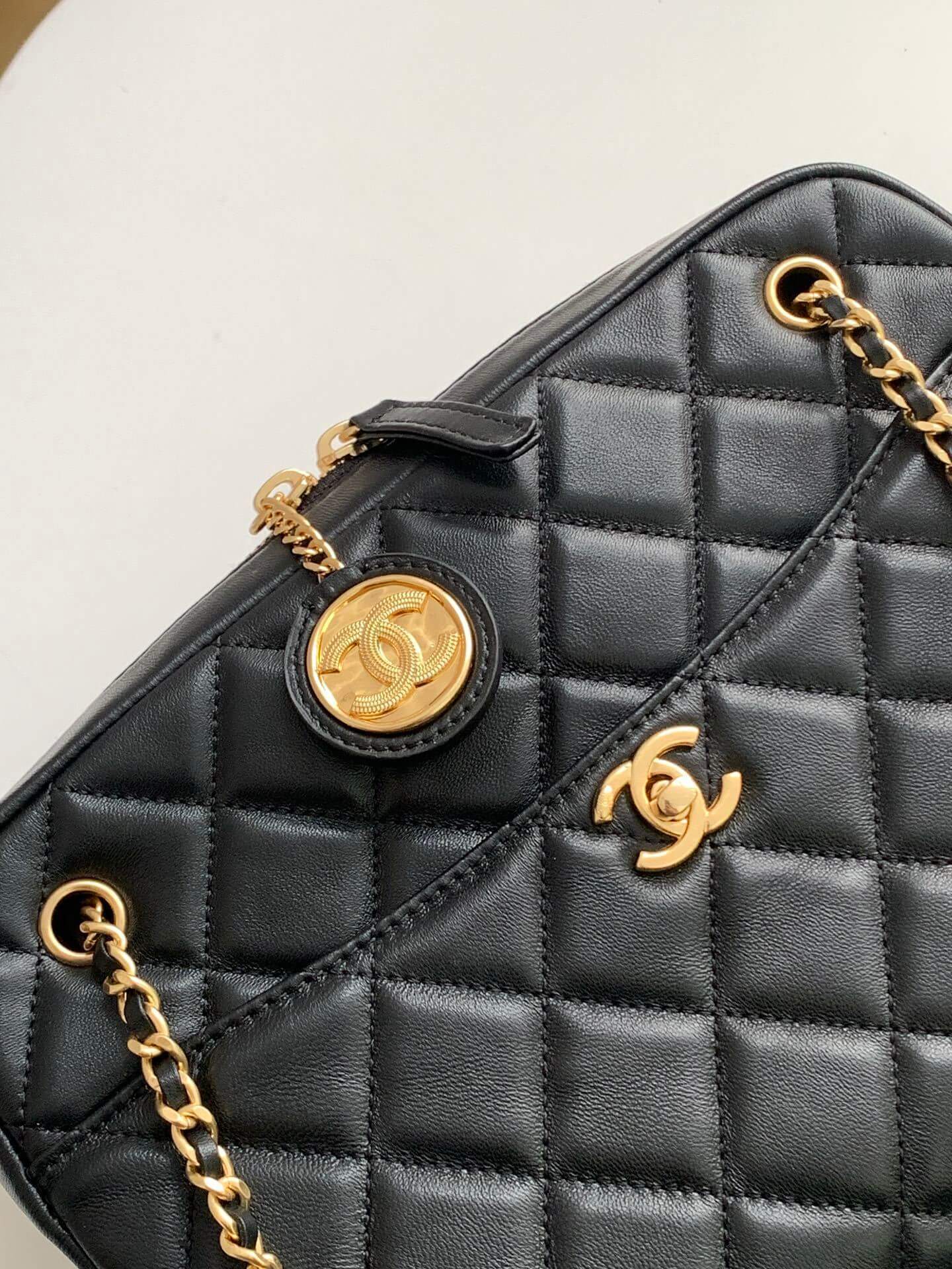 Chanel 24K Mini - Small Camera Case Quilted Lambskin Shoulder Crossbody Bag - Image 17