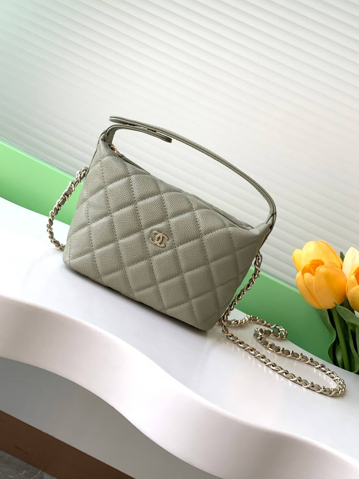 Chanel 25C Small Hobo Grained Caviar Leather Shoulder Crossbody Handbag - Image 10