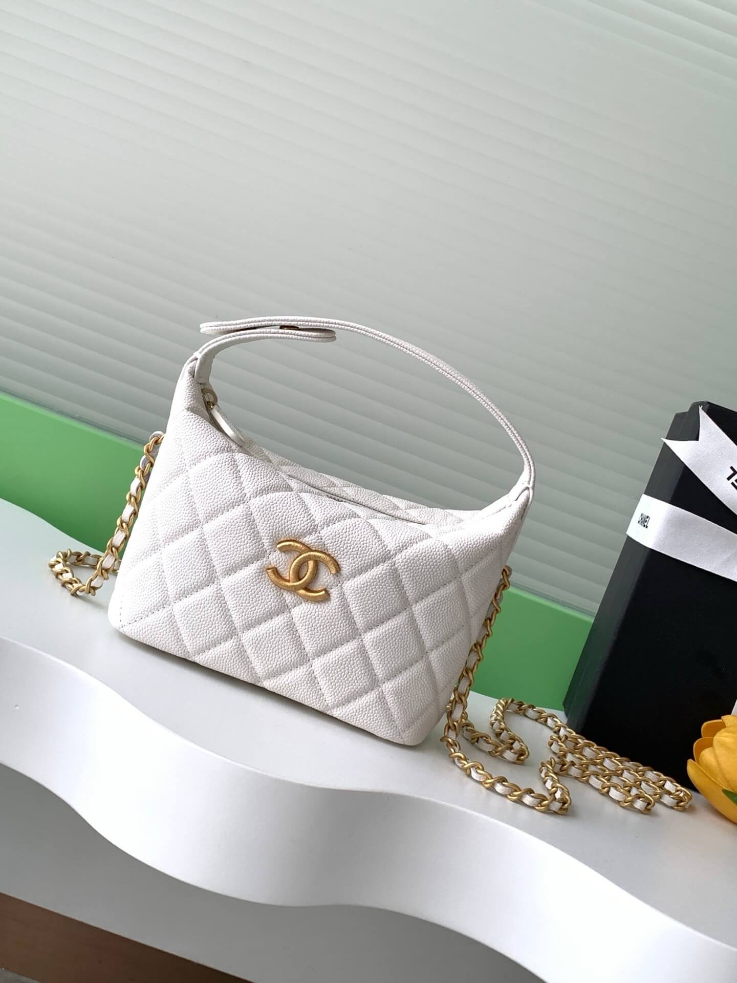 Chanel 25C Small Hobo Grained Caviar Leather Shoulder Crossbody Handbag - Image 37