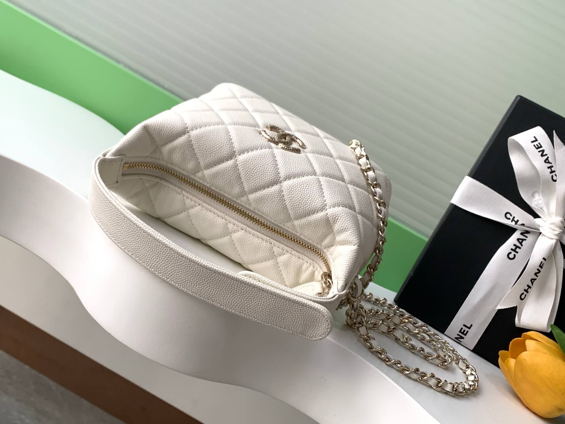 Chanel 25C Small Hobo Grained Caviar Leather Shoulder Crossbody Handbag - Image 53