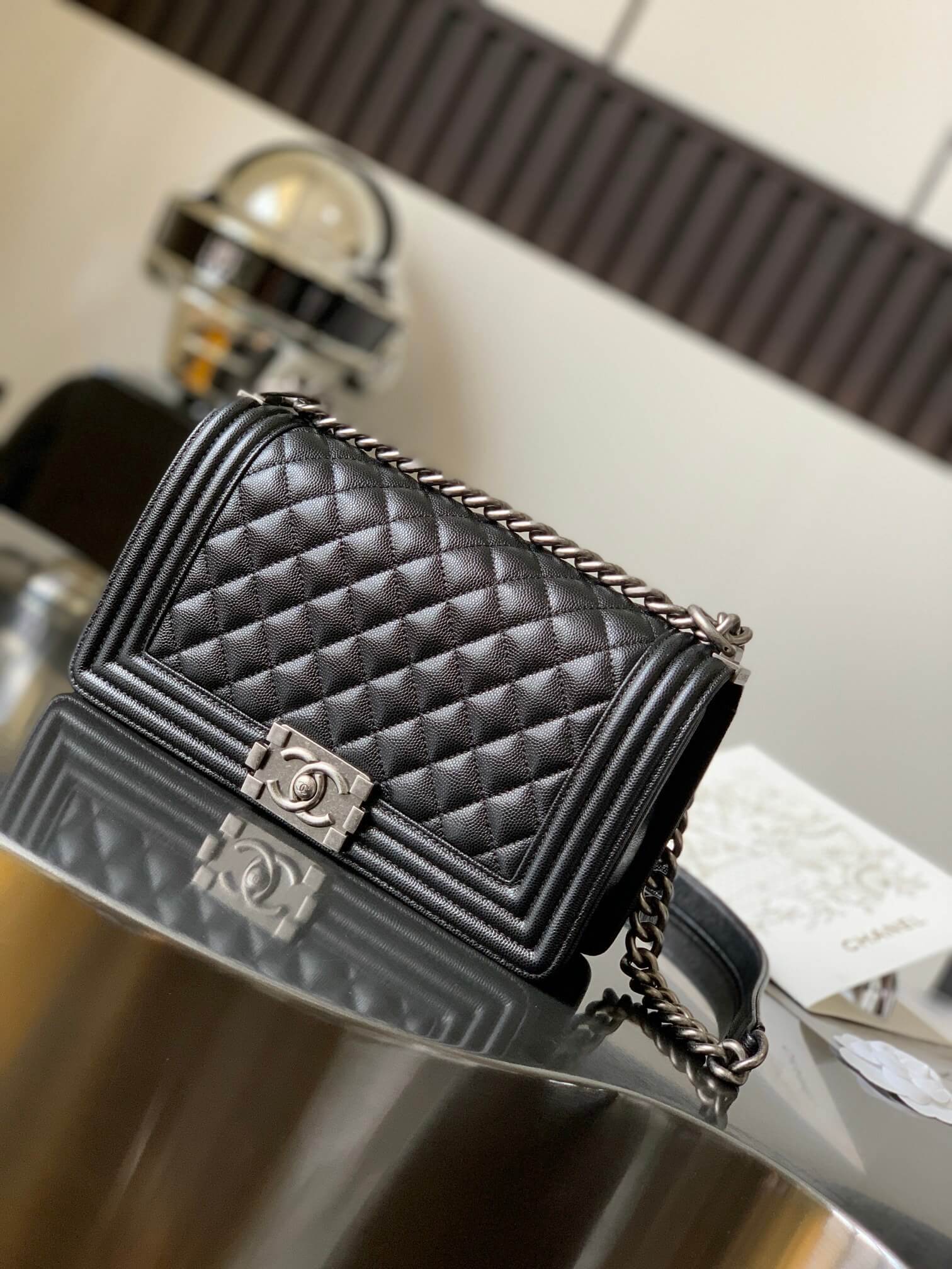 Chanel Boy Grained Shiny Calfskin Shoulder Handbag - Image 16