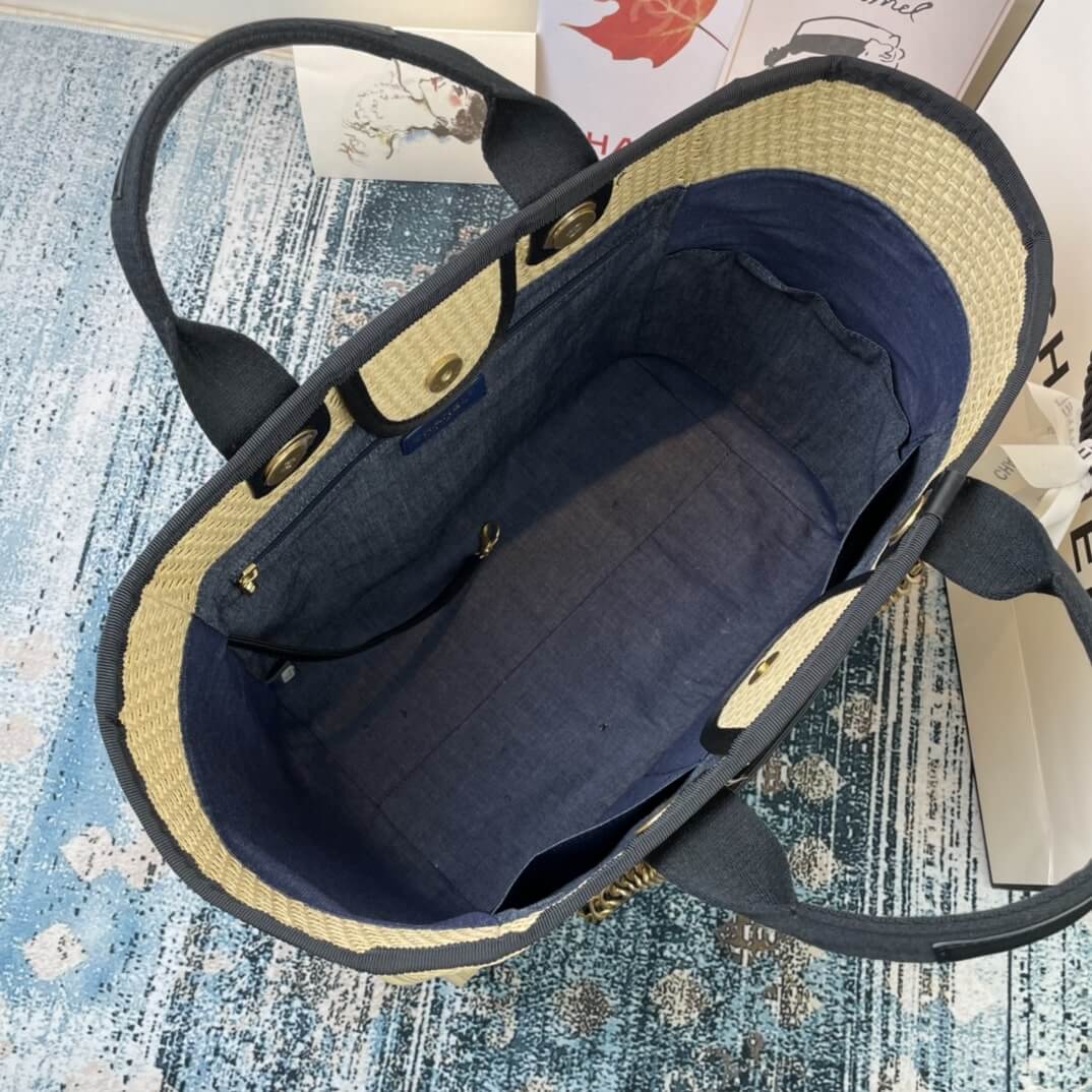 Chanel Caviar Tote Shopping Shoulder HandBag Beige/Black - Black - Image 3