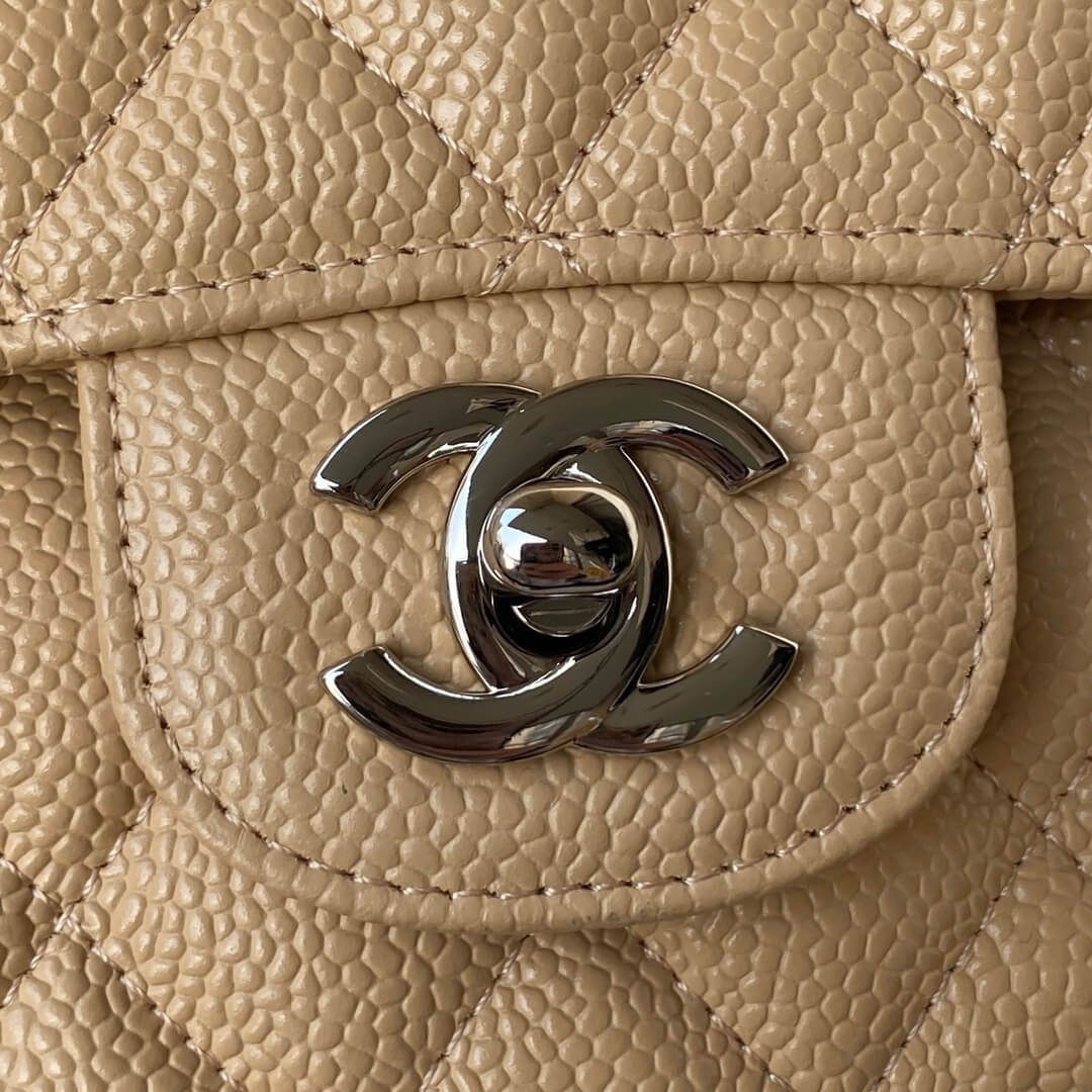 Chanel Classic 11.12 Double Flap Medium Quilted Caviar Leather Shoulder Handbag - Image 37