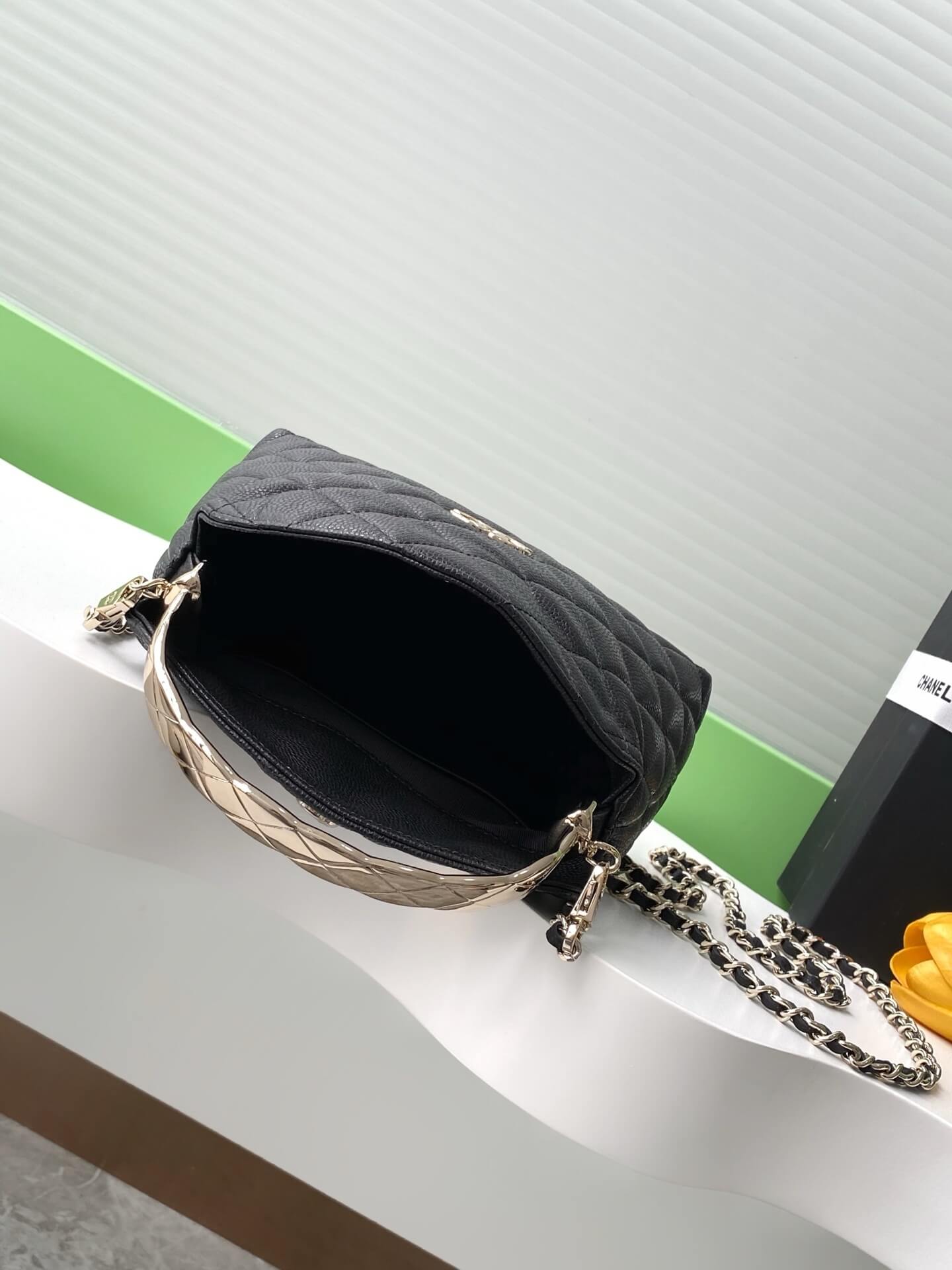 Chanel Coco Crush Handle Clutch With Chain Caviar Leather Shoulder Crossbody Handbag - Image 3