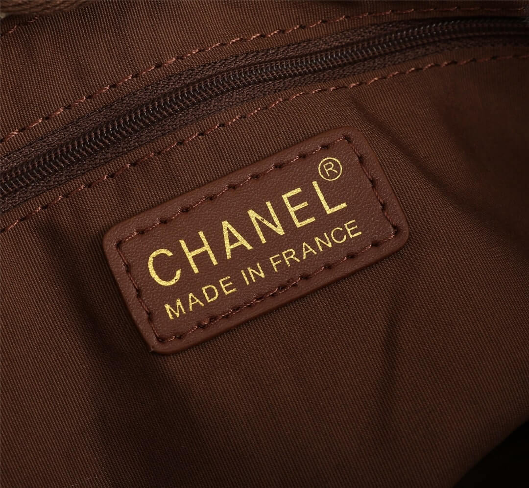 Chanel Deauville Tote 38 Denim Canvas Shoulder HandBag - Image 38